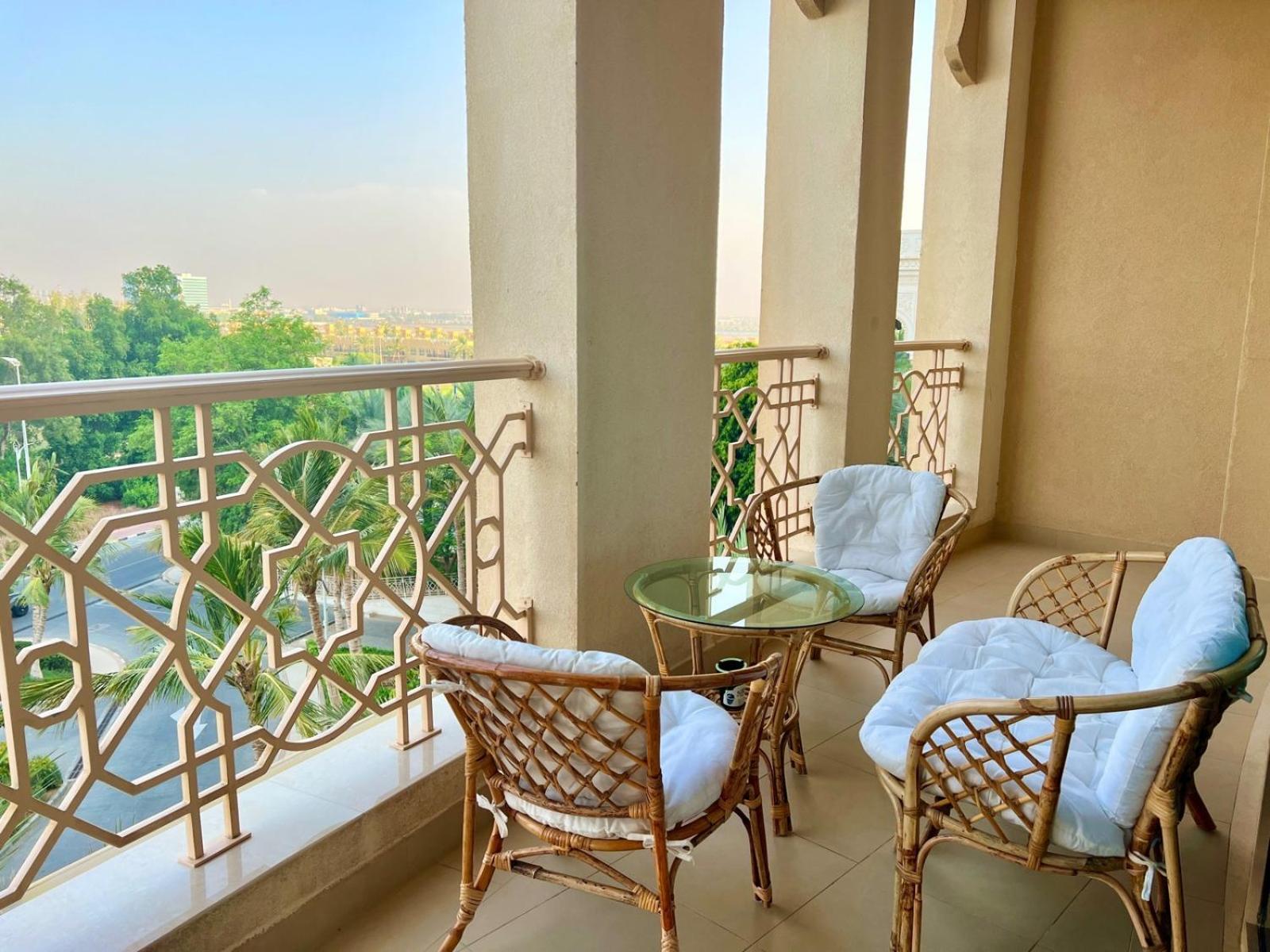 Private Suites Al Hamra Palace at golf & sea resort