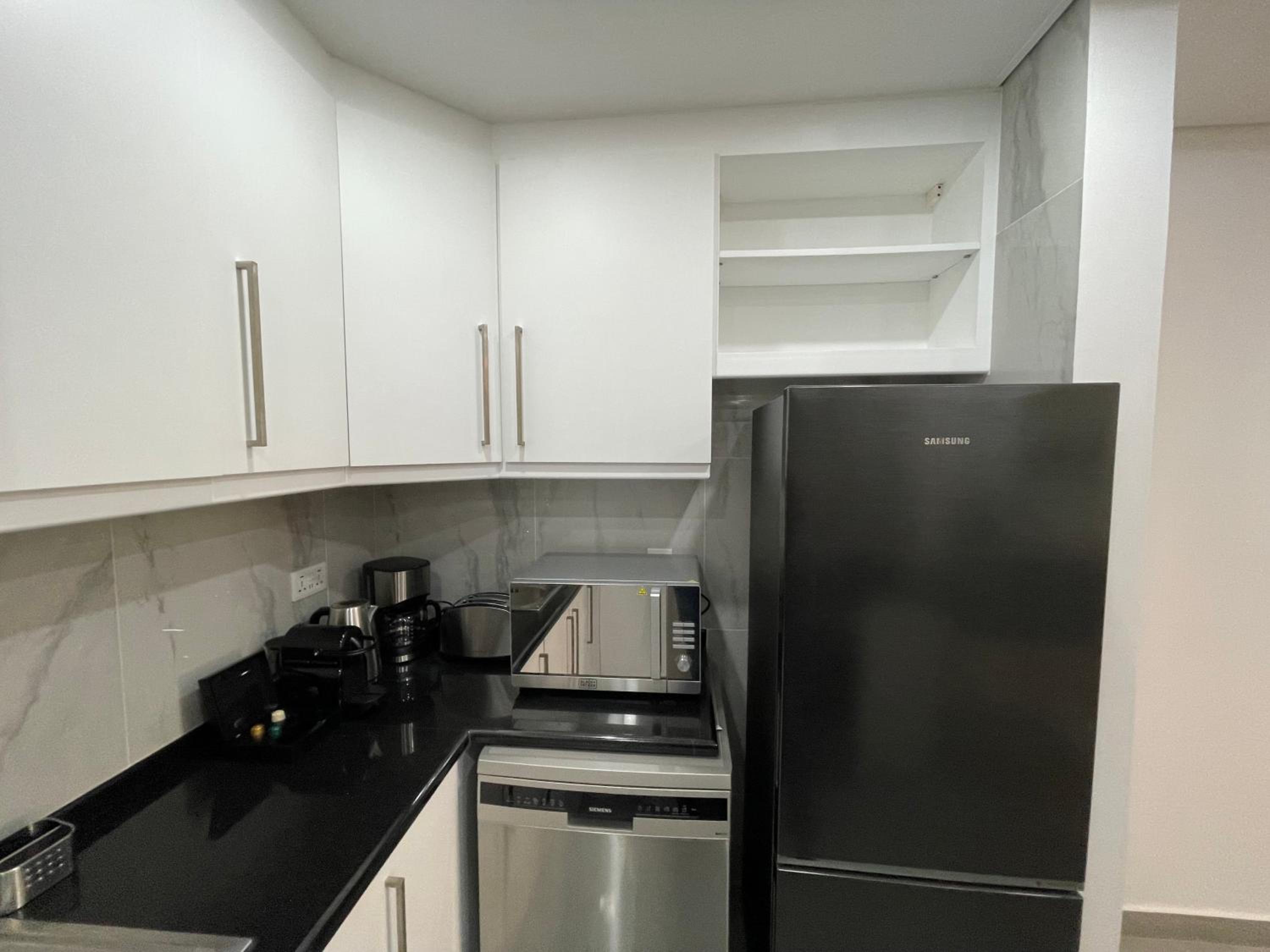 Birchfort - Newly renovated unique 1 bedroom apartment