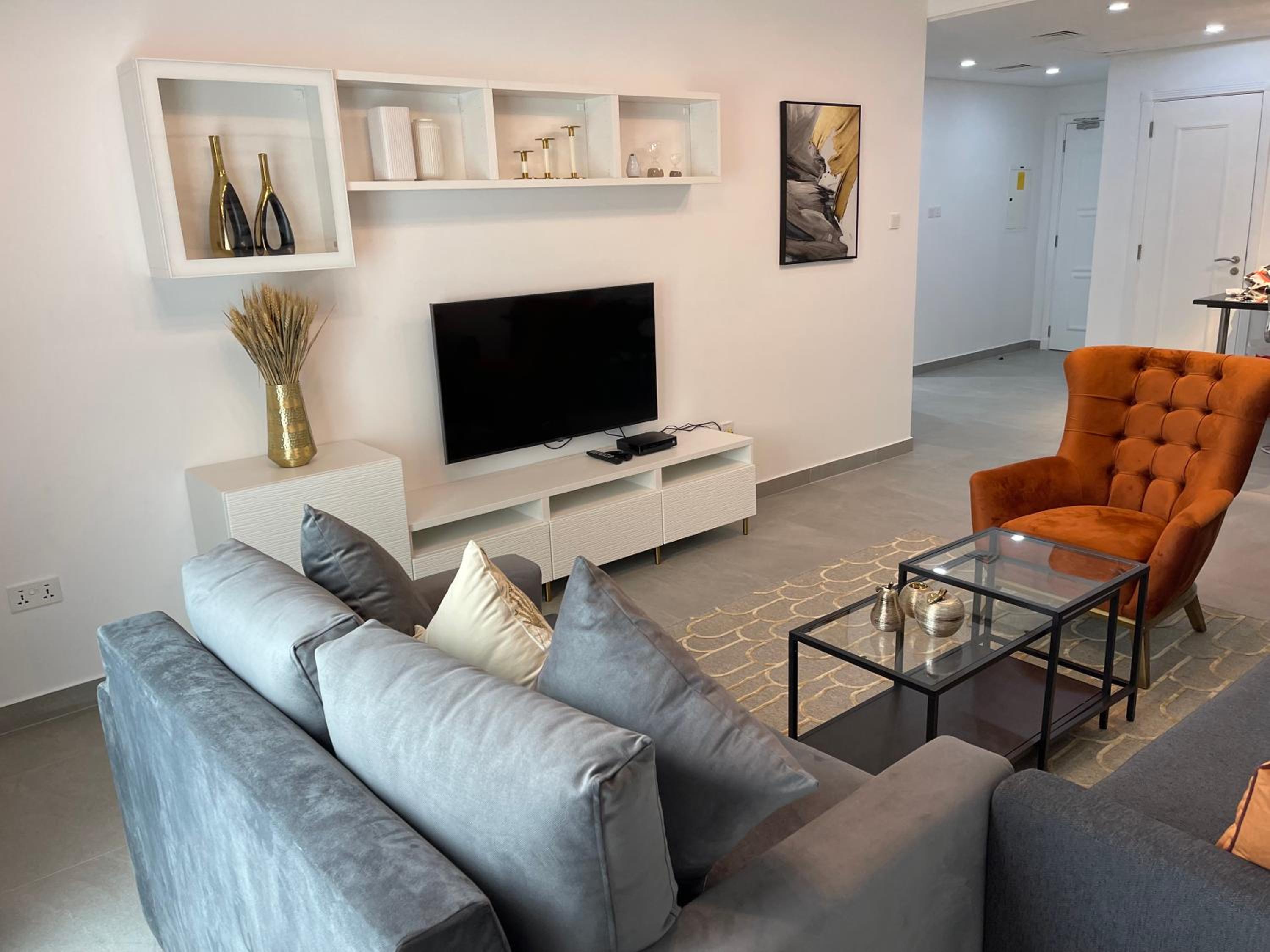 Birchfort - Newly renovated unique 1 bedroom apartment