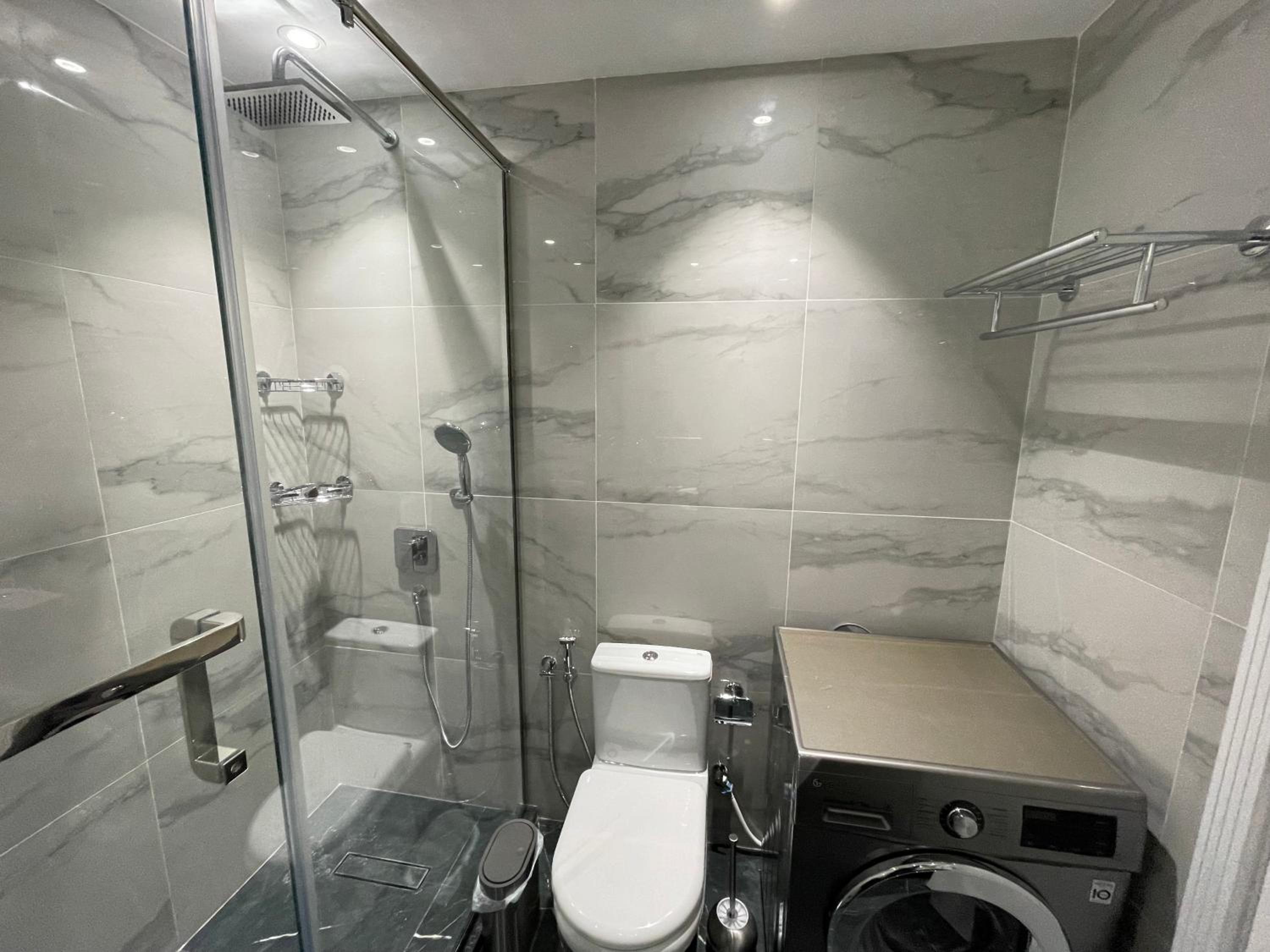 Birchfort - Newly renovated unique 1 bedroom apartment