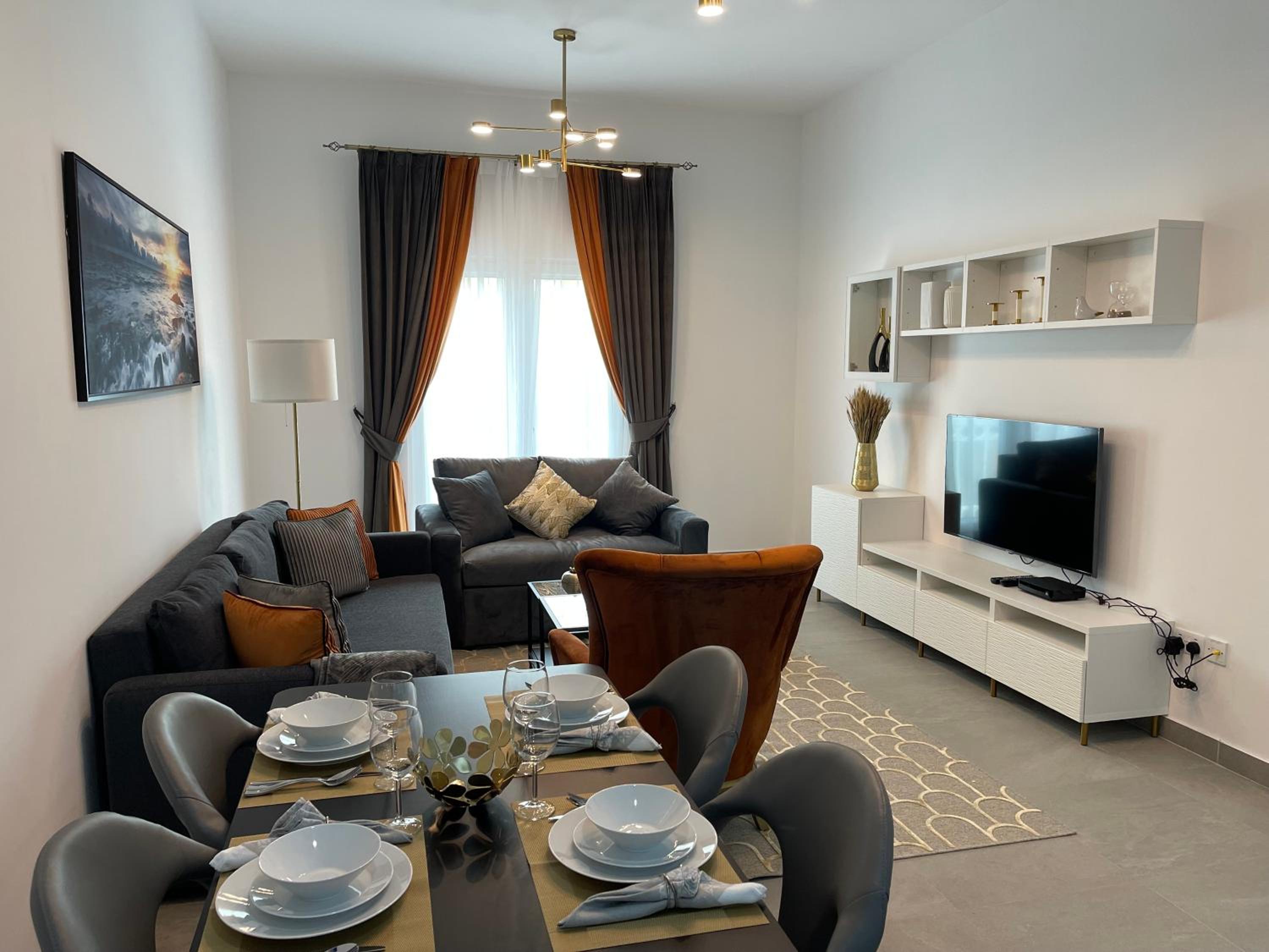 Birchfort - Newly renovated unique 1 bedroom apartment