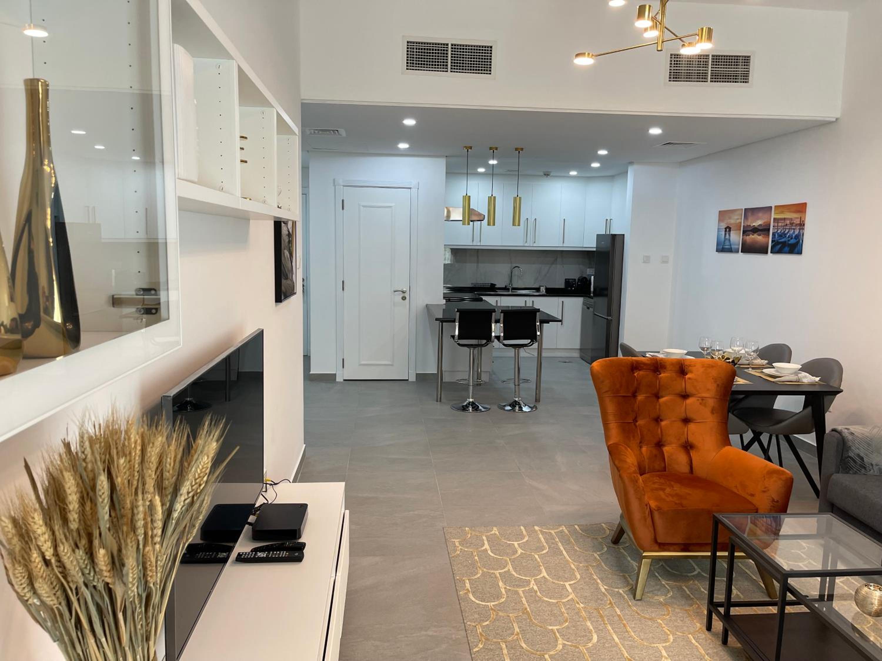 Birchfort - Newly renovated unique 1 bedroom apartment
