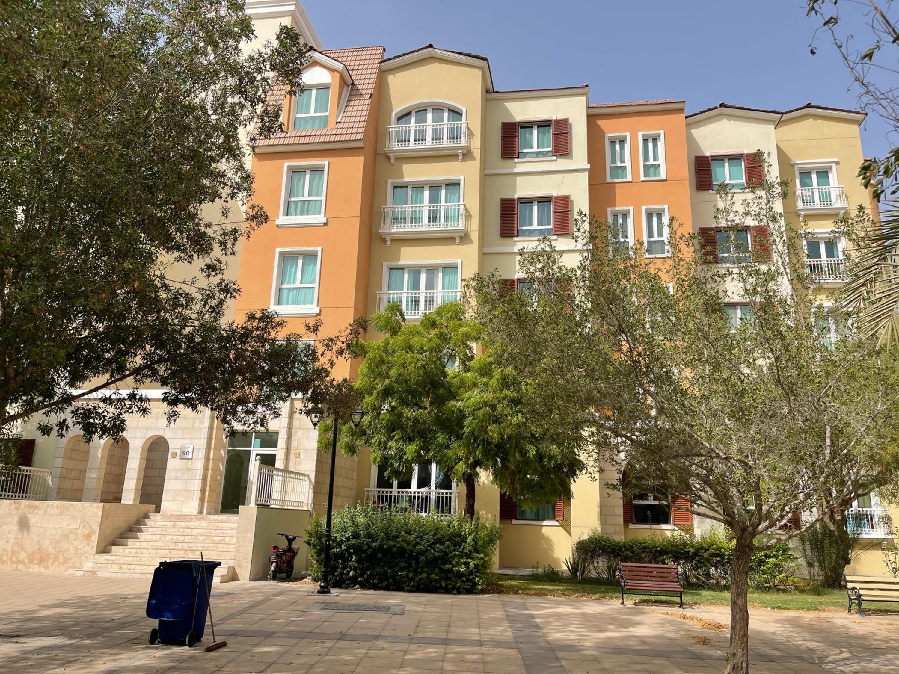 Birchfort - Newly renovated unique 1 bedroom apartment