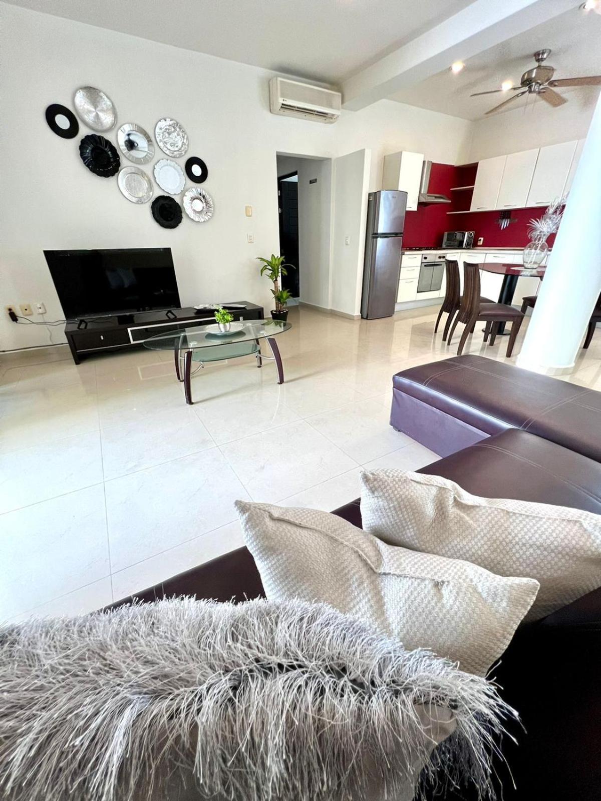 Espacioso departamento a unos metros de Playa mamitas y de la famosa 5ta av