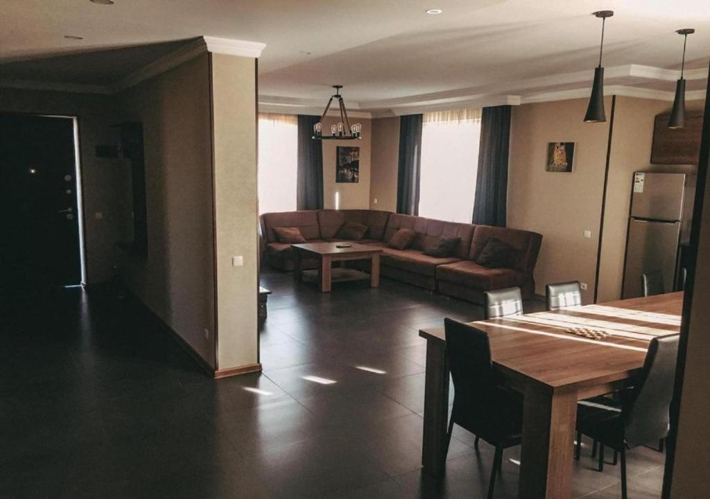 Barbiquee's Loft β’ Bakuriani