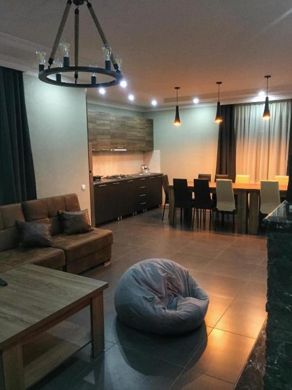 Barbiquee's Loft • Bakuriani