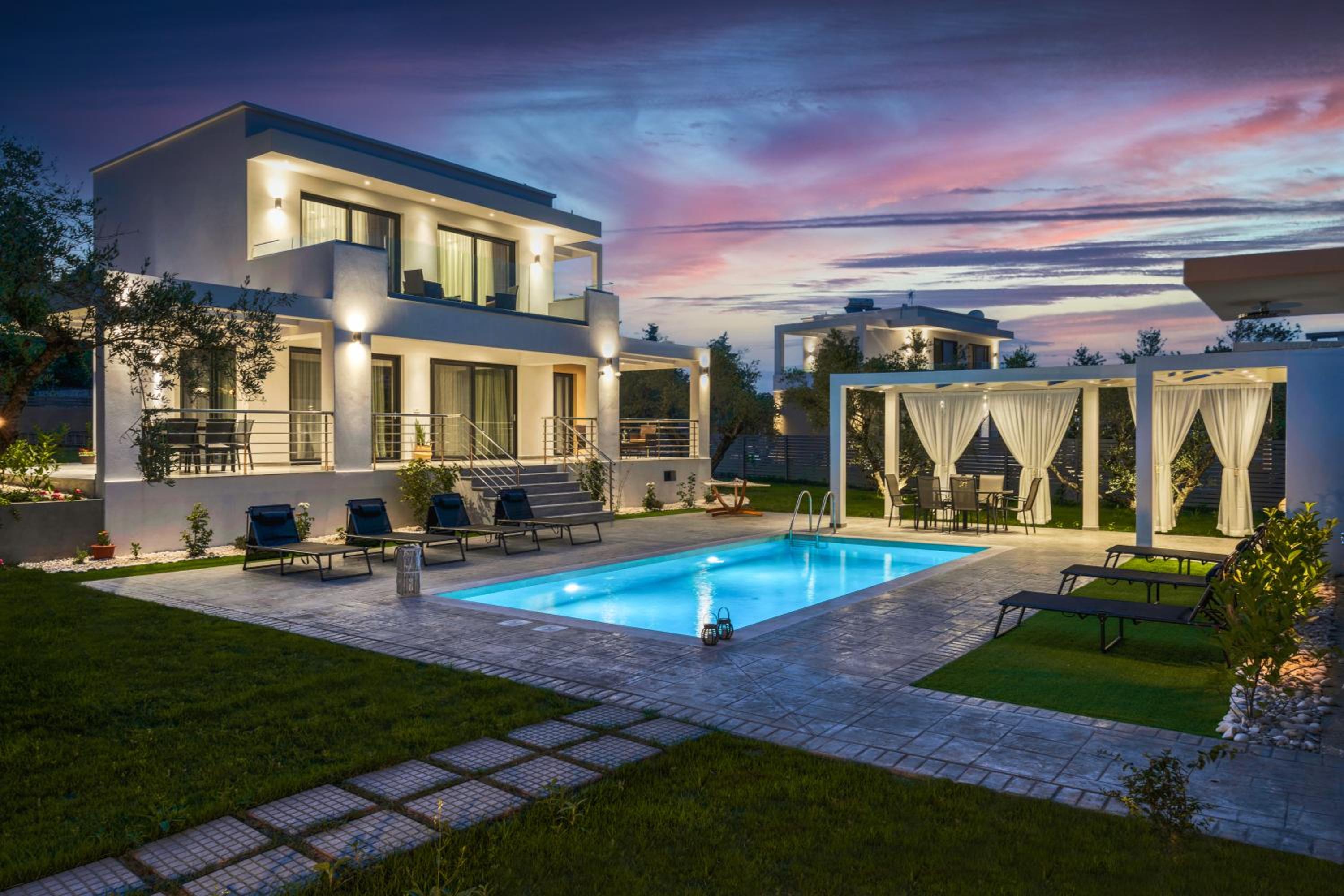 Johnny's White Luxury Villa