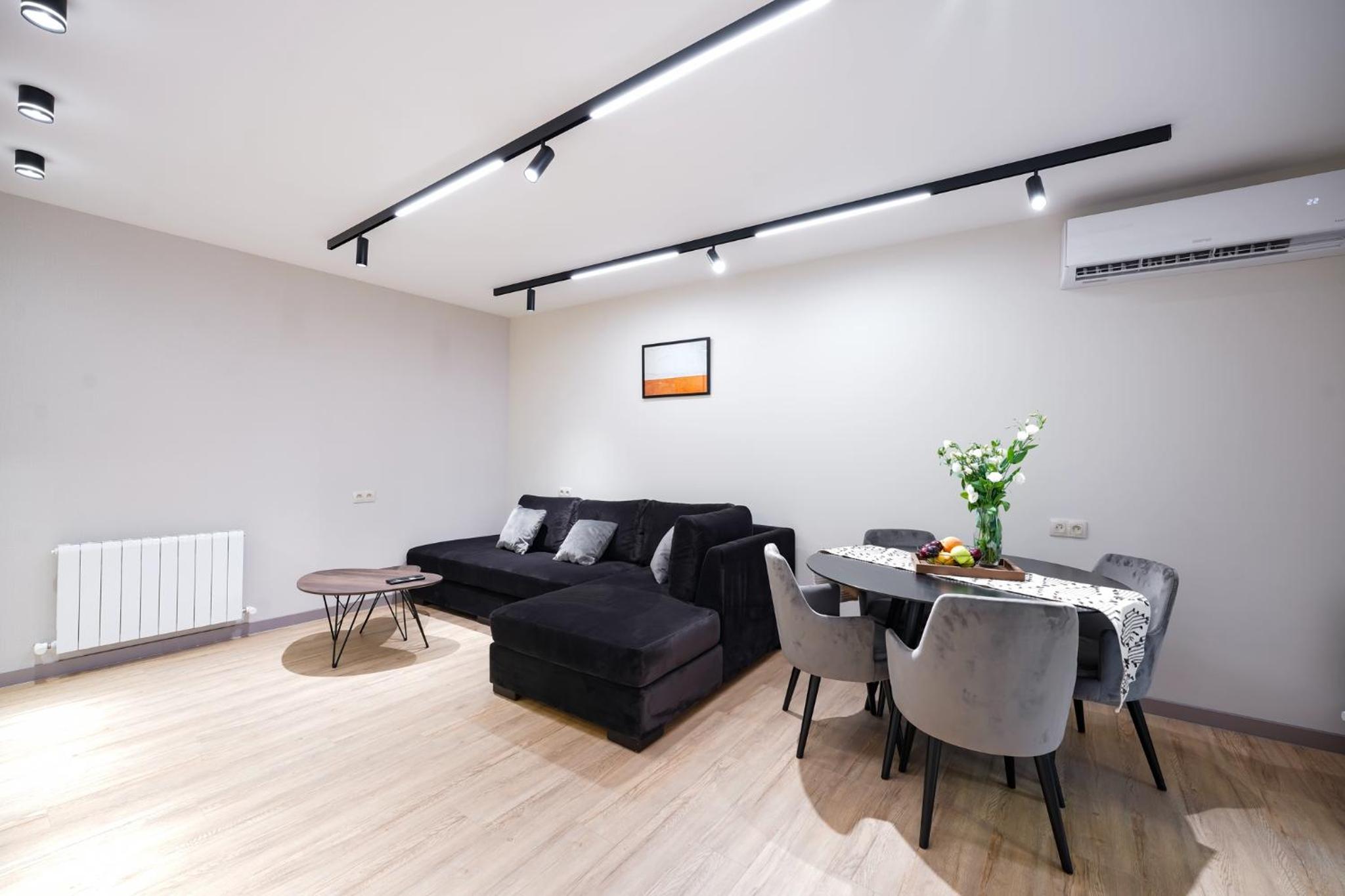 Perfect 2-BDR apt w/Balcony City Centre, MyStreet company