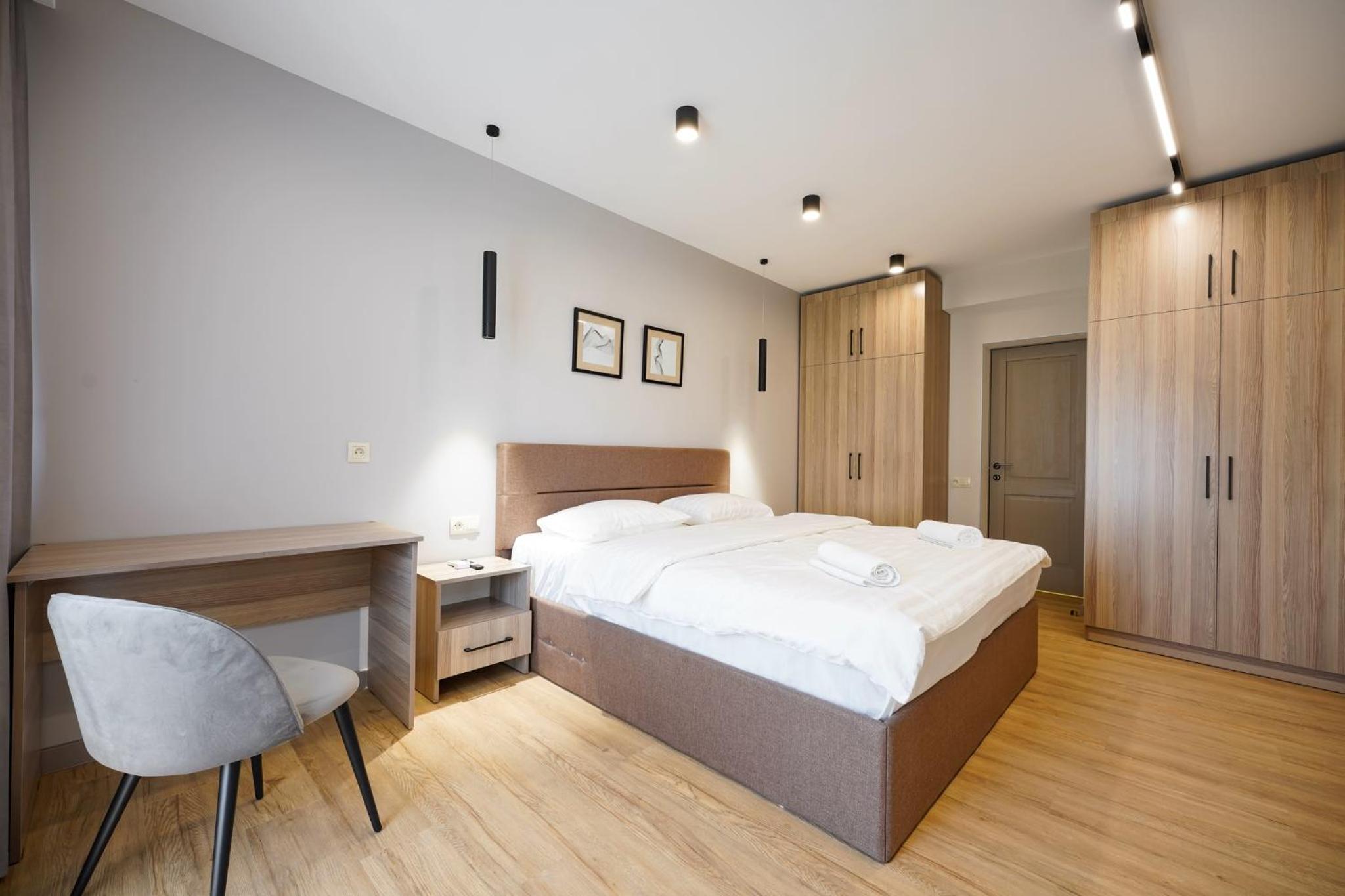 Perfect 2-BDR apt w/Balcony City Centre, MyStreet company