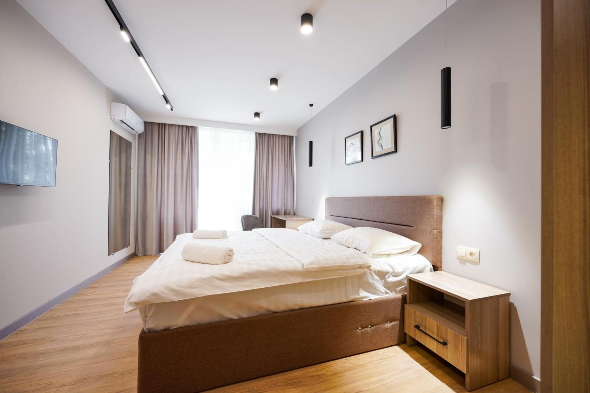 Perfect 2-BDR apt w/Balcony City Centre, MyStreet company