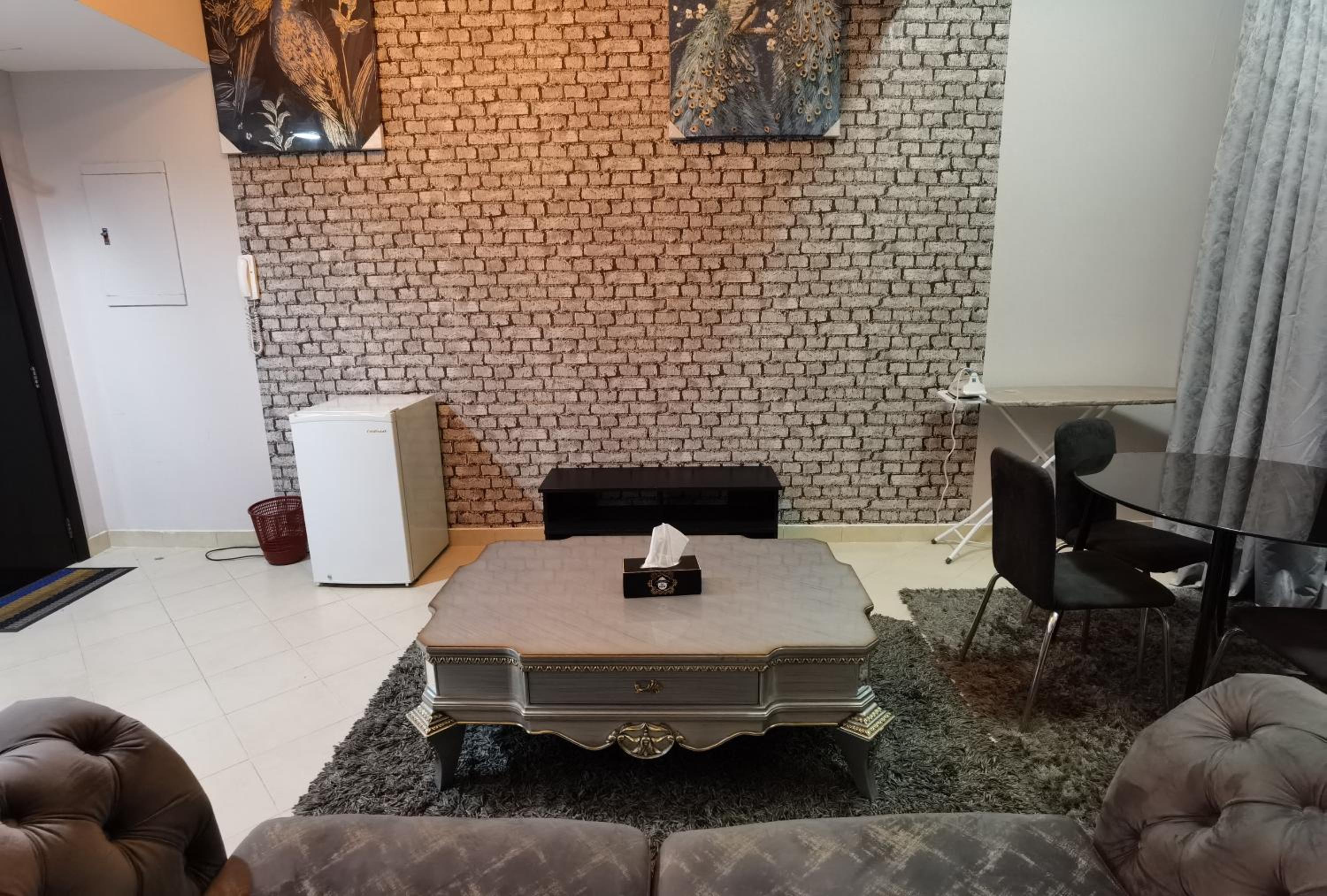 Beautiful 2 Bedrooms + Hall Rental Unit in Marina Escan807