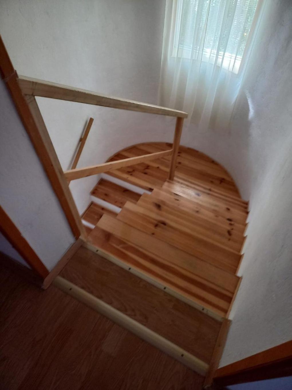 Photo 33