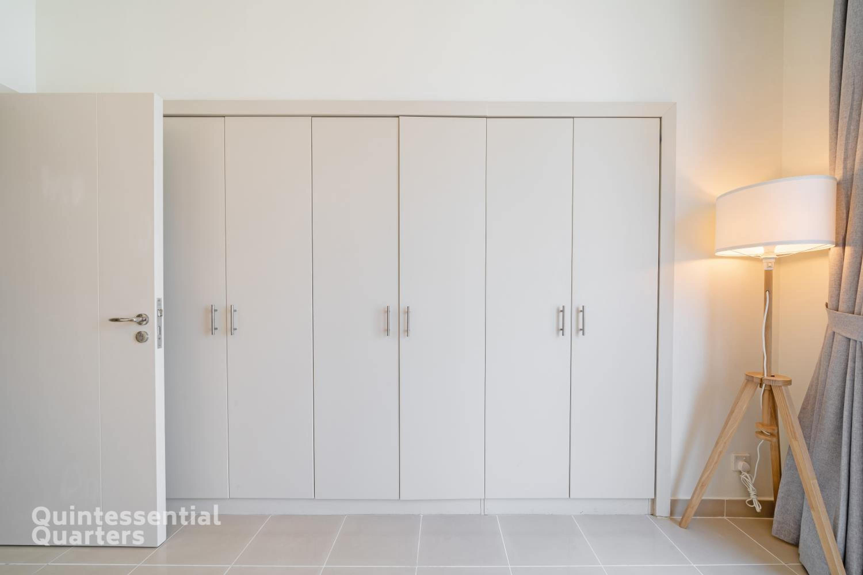 Stunning 1 BR - Centrally Located - Dubai Marina