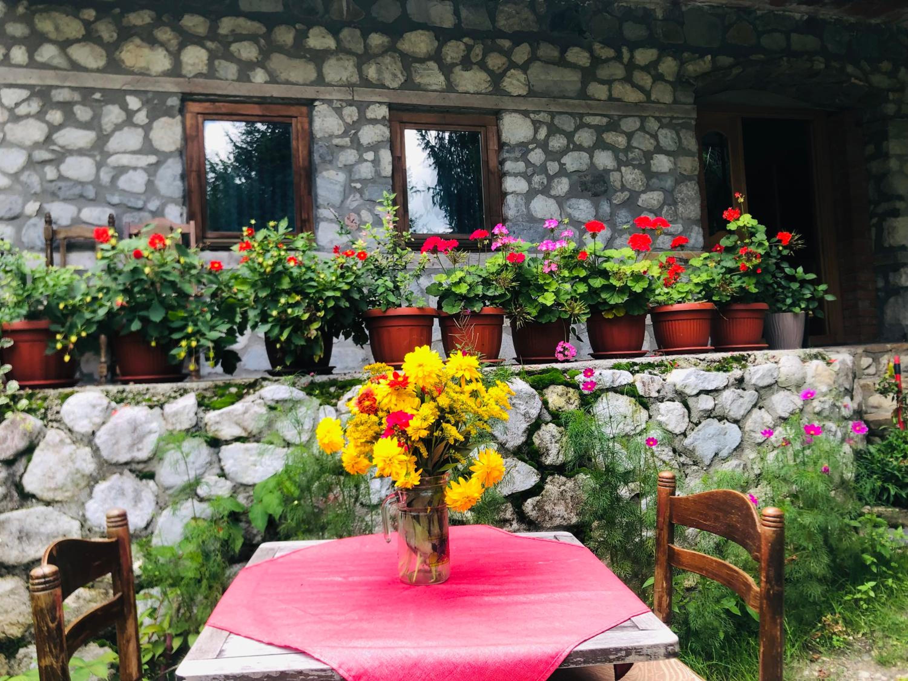 Guest house Hyrmet Demushi