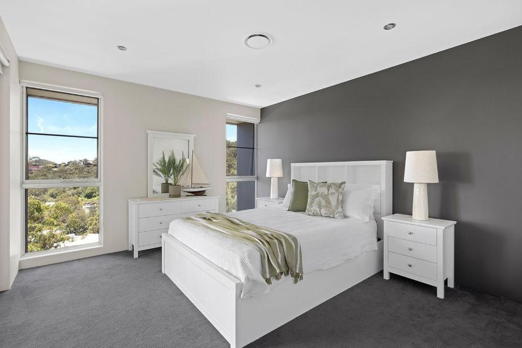Grandview - Luxurious Entertainer with Spectacular Views