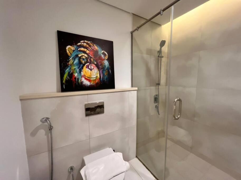 ModernLux - Lovely Studio Apartment in JVT next to Park