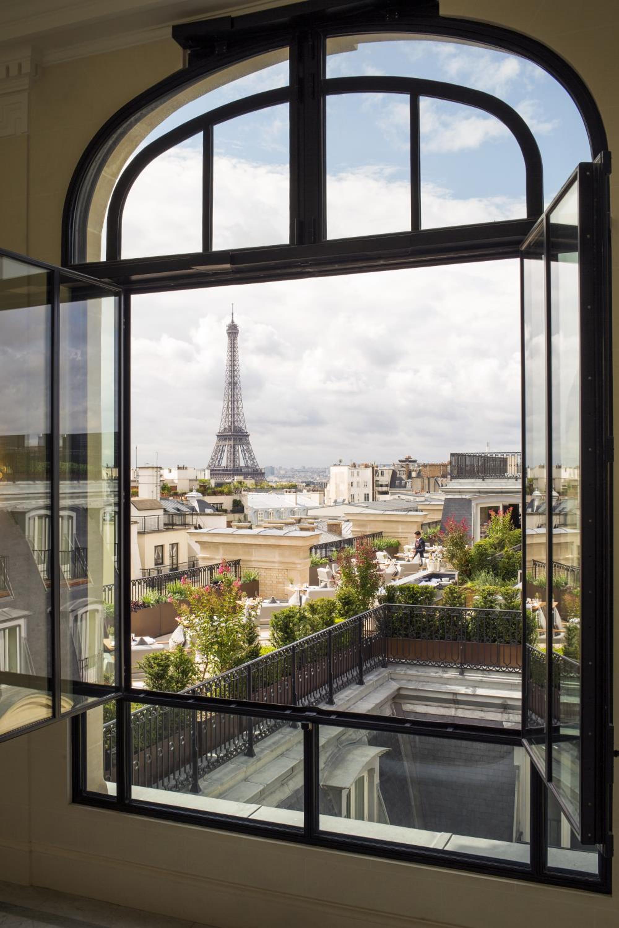 The Peninsula Paris 52