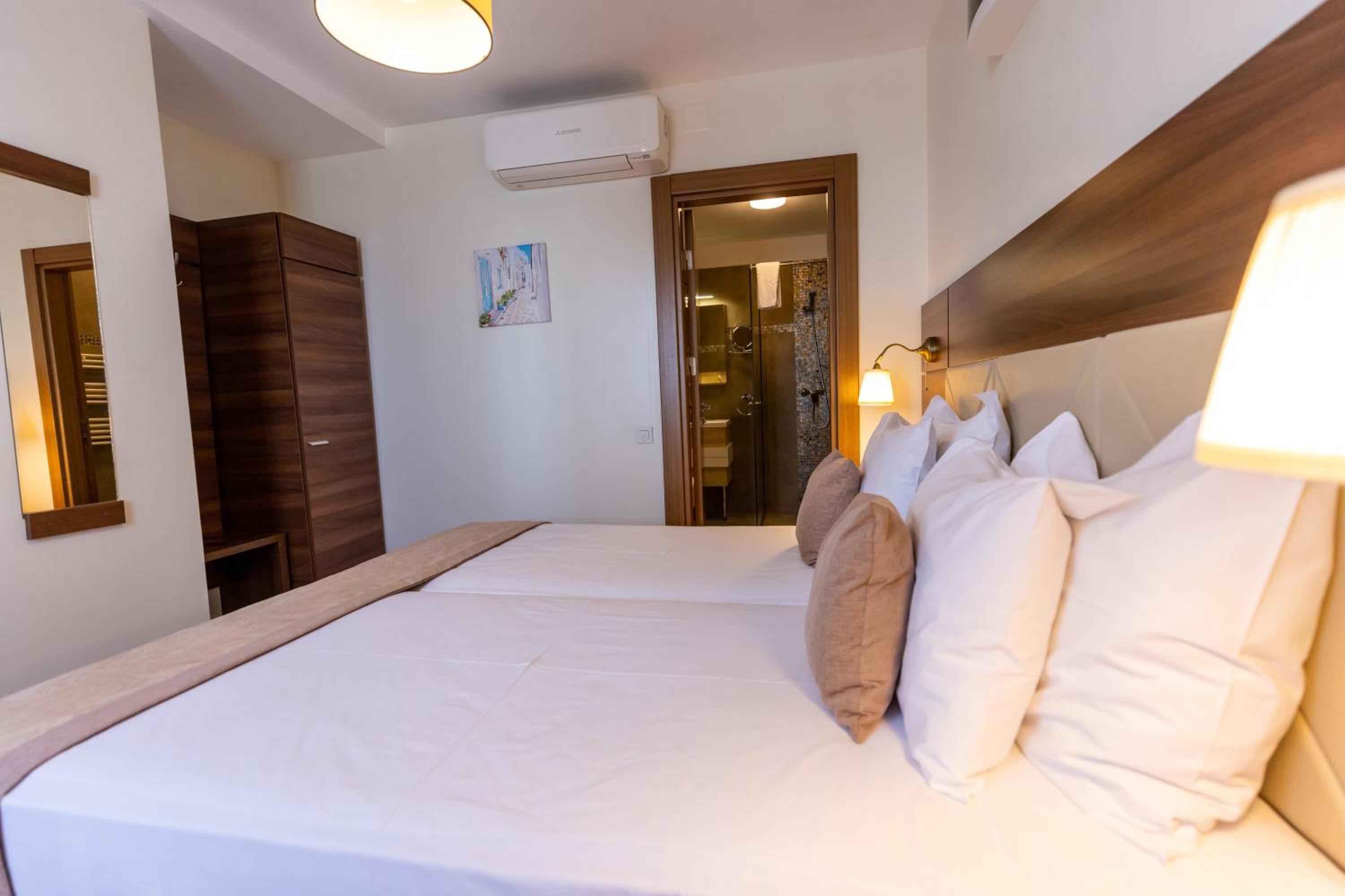 Aparthotel SIR Fundeni Tower — photo 23