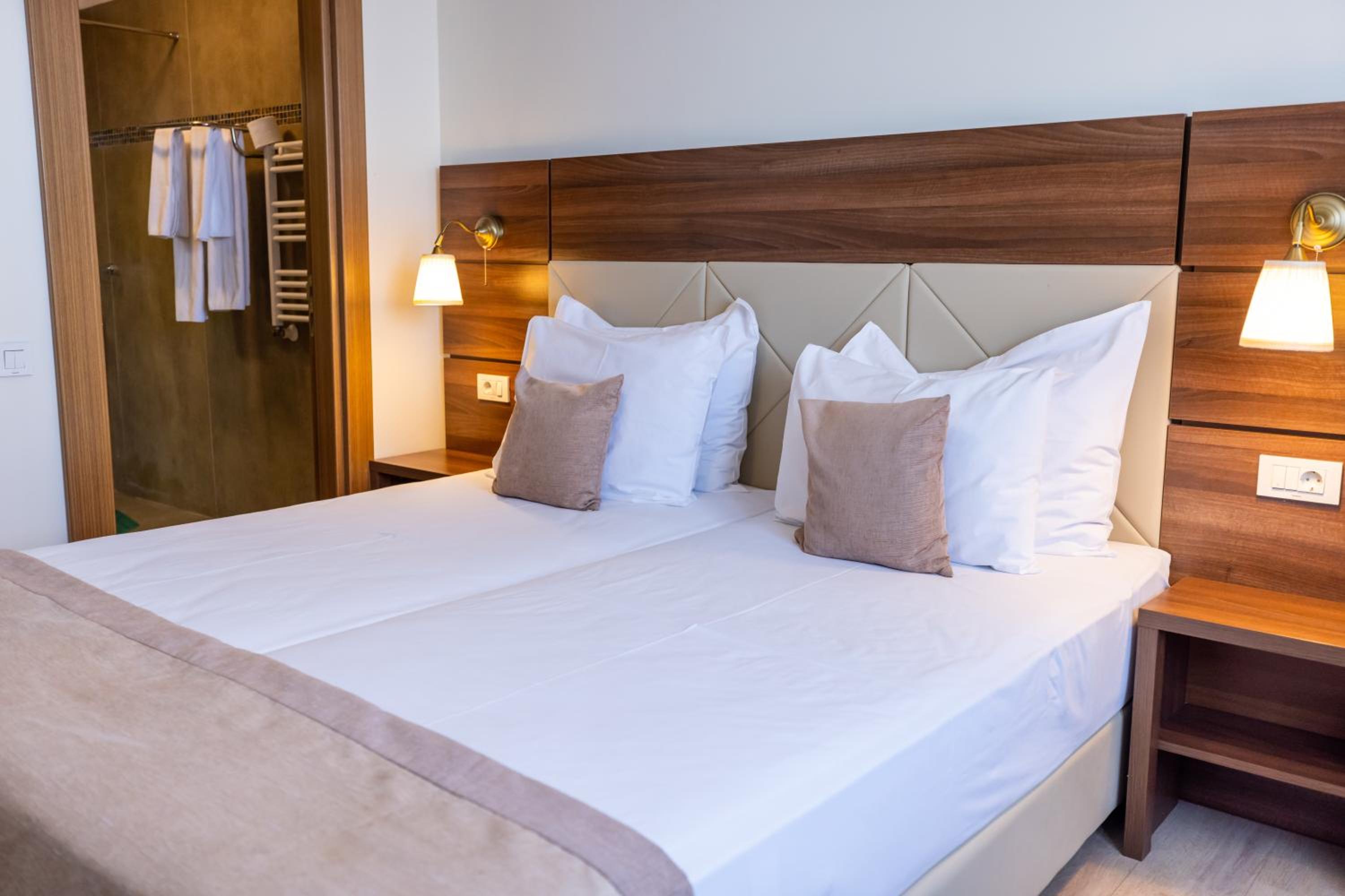 Aparthotel SIR Fundeni Tower — photo 13