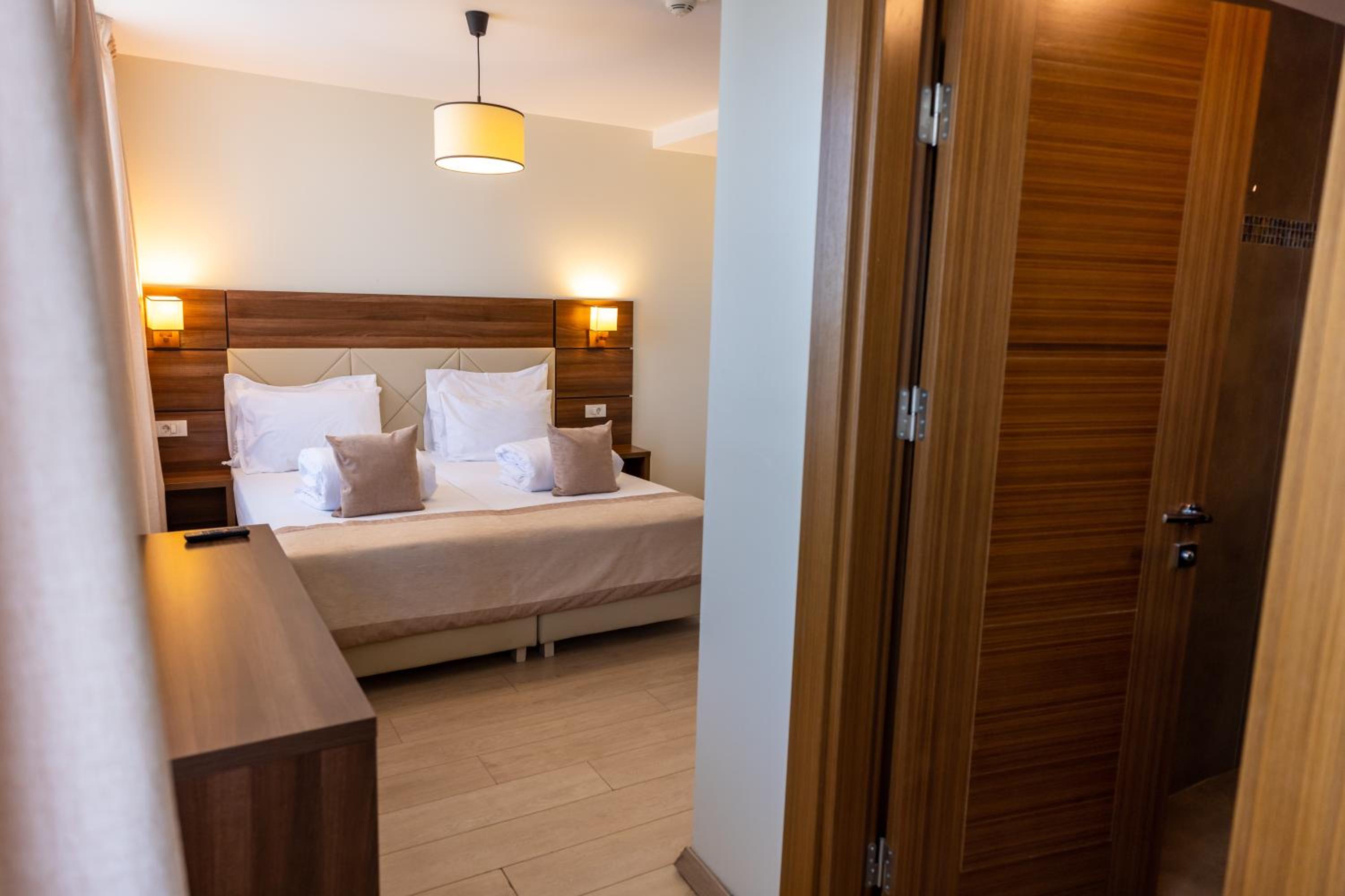 Aparthotel SIR Fundeni Tower — photo 21