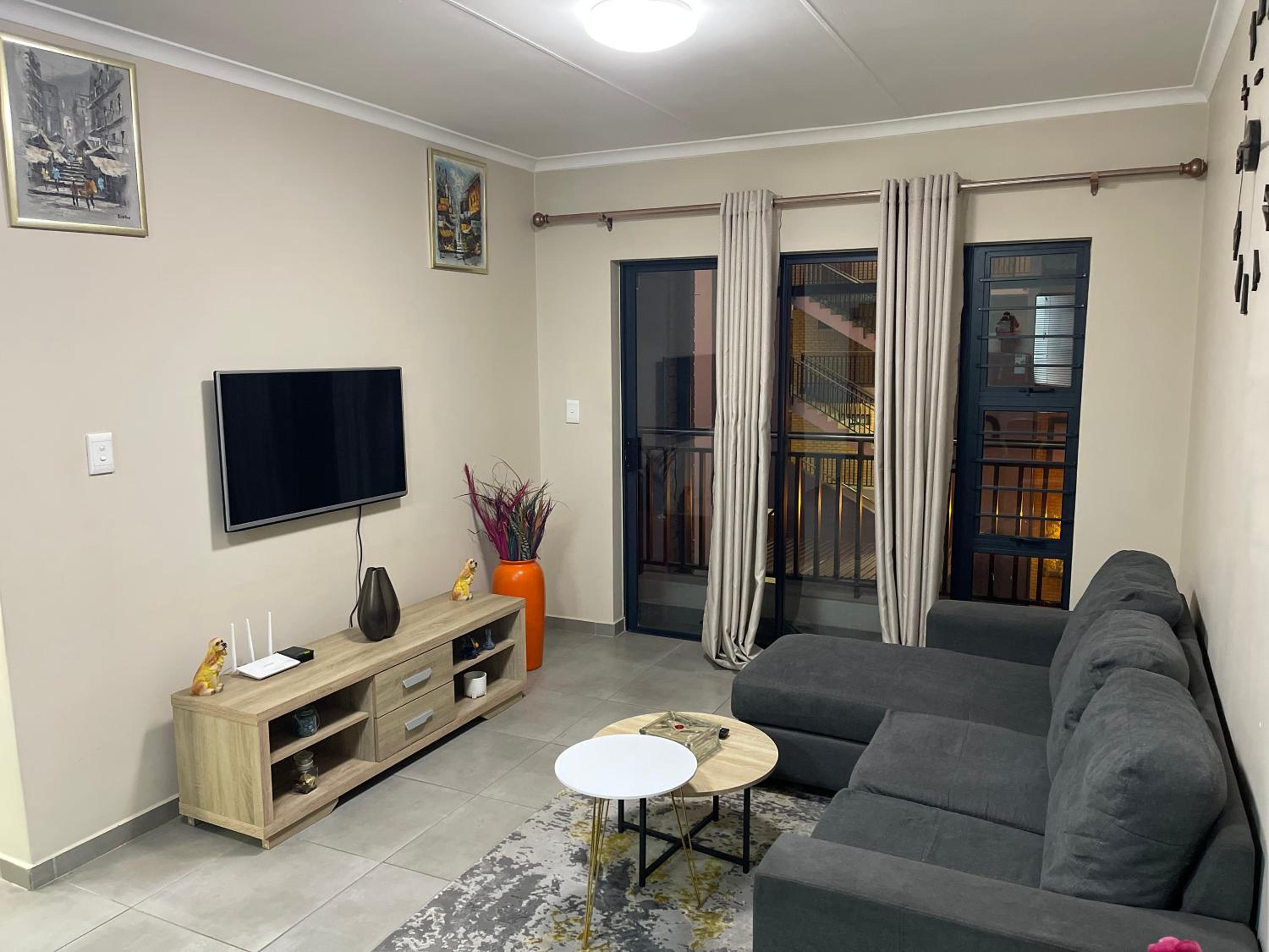 Hotel Mall Of Africa Spot2