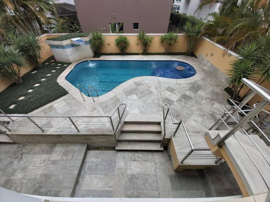 CASA COND HANGA ROA BERTIOGA 4 Func