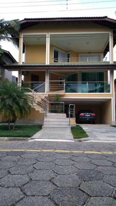 CASA COND HANGA ROA BERTIOGA 4 Func