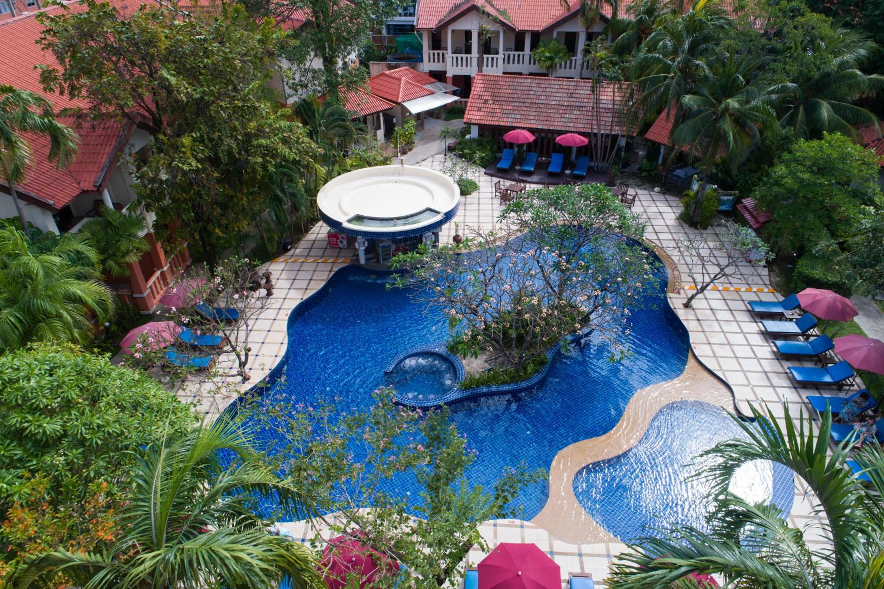 Patong Leelavadee Hua Ting Holiday Phuket — 16