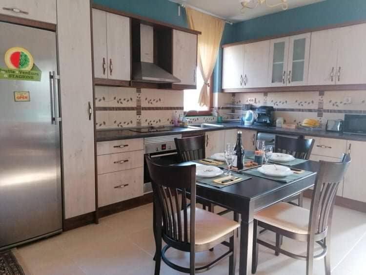 River Hills Guest House
