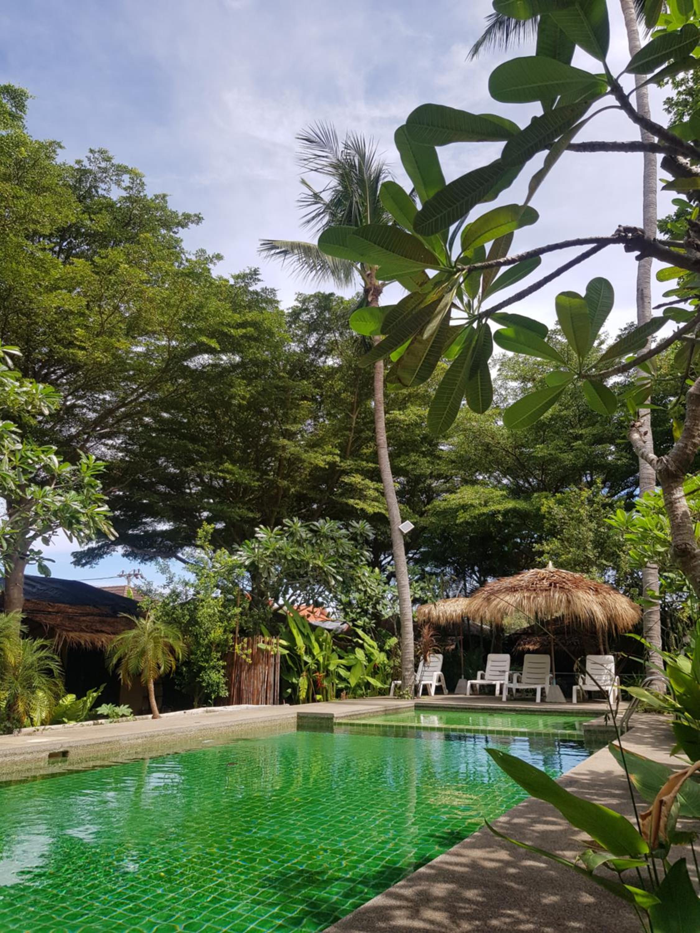 swimming pool