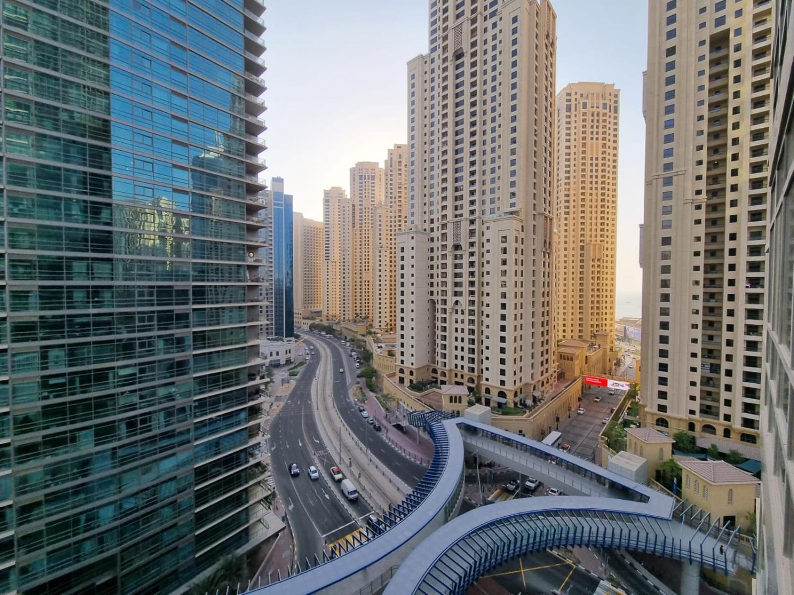 Outstanding full flat - oriental - Dubai Marina