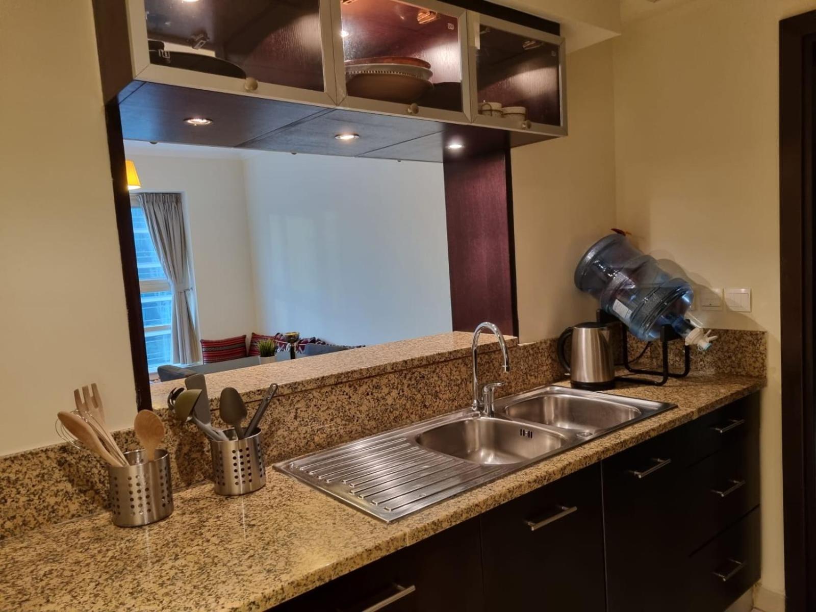 Outstanding full flat - oriental - Dubai Marina