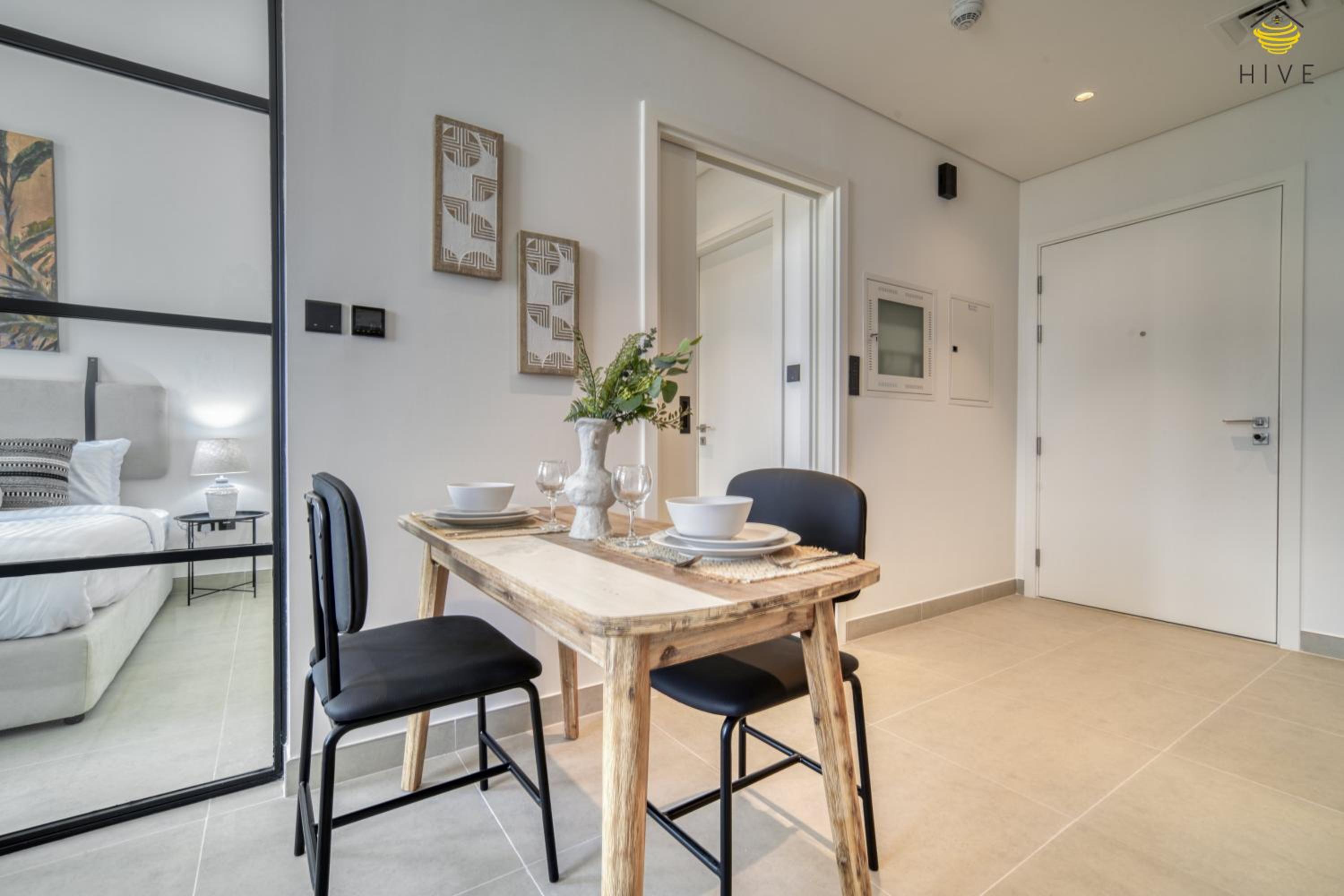 Beautiful 1 Bedroom apartment in Collective 2.0