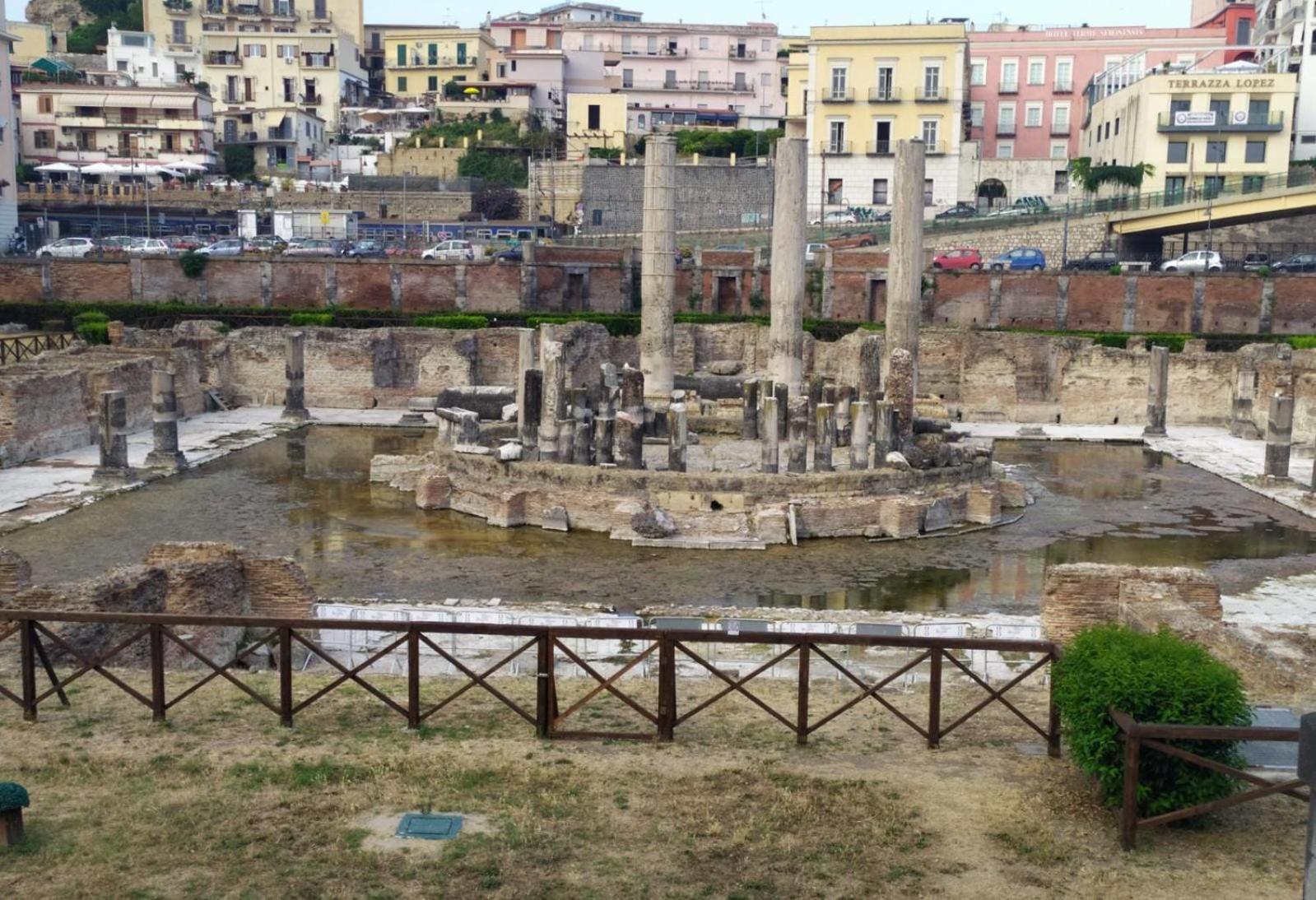Flat near the sea in Pozzuoli photo 2