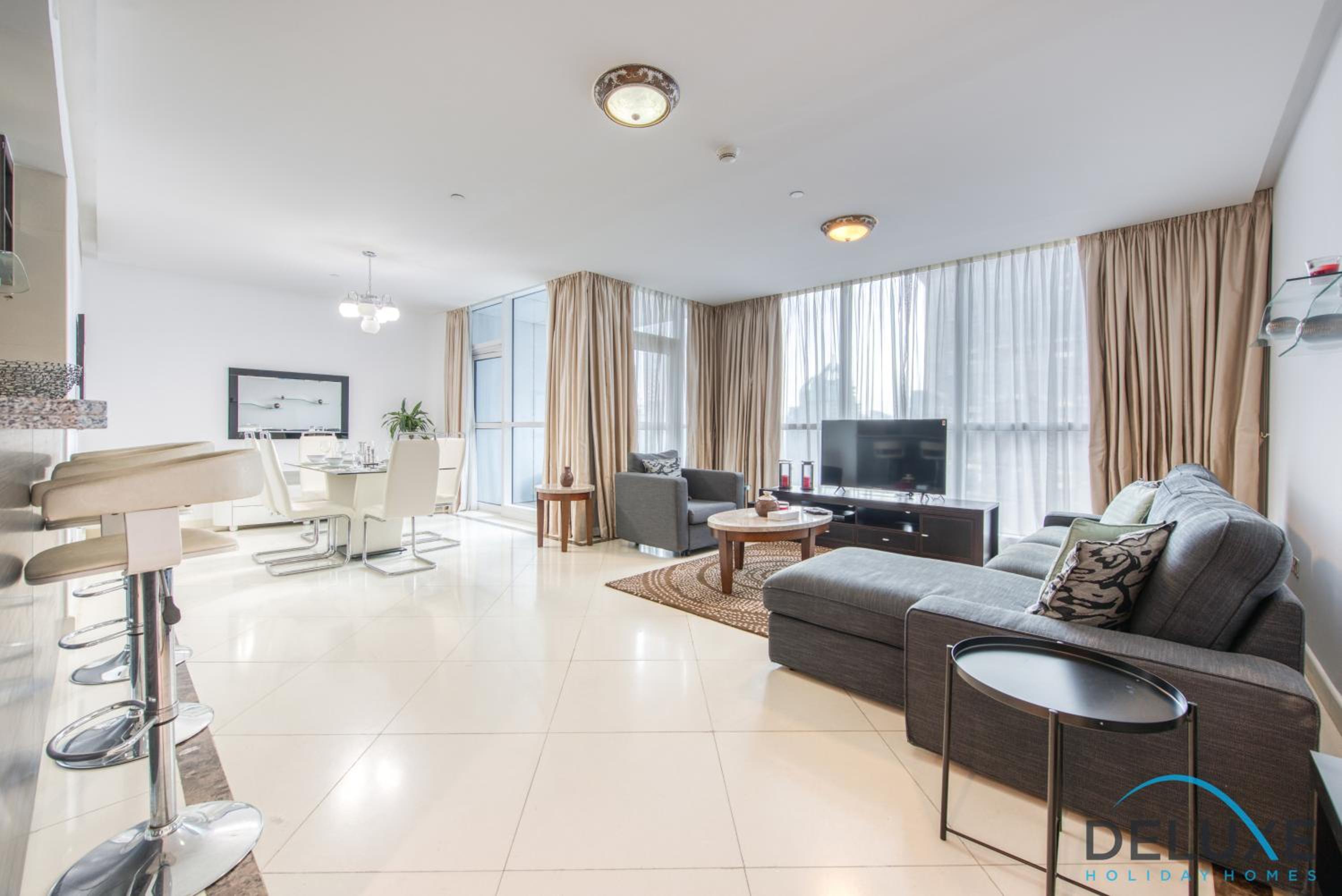 Elegant 2BR in Marina 23 at Dubai Marina by Deluxe Holiday Homes