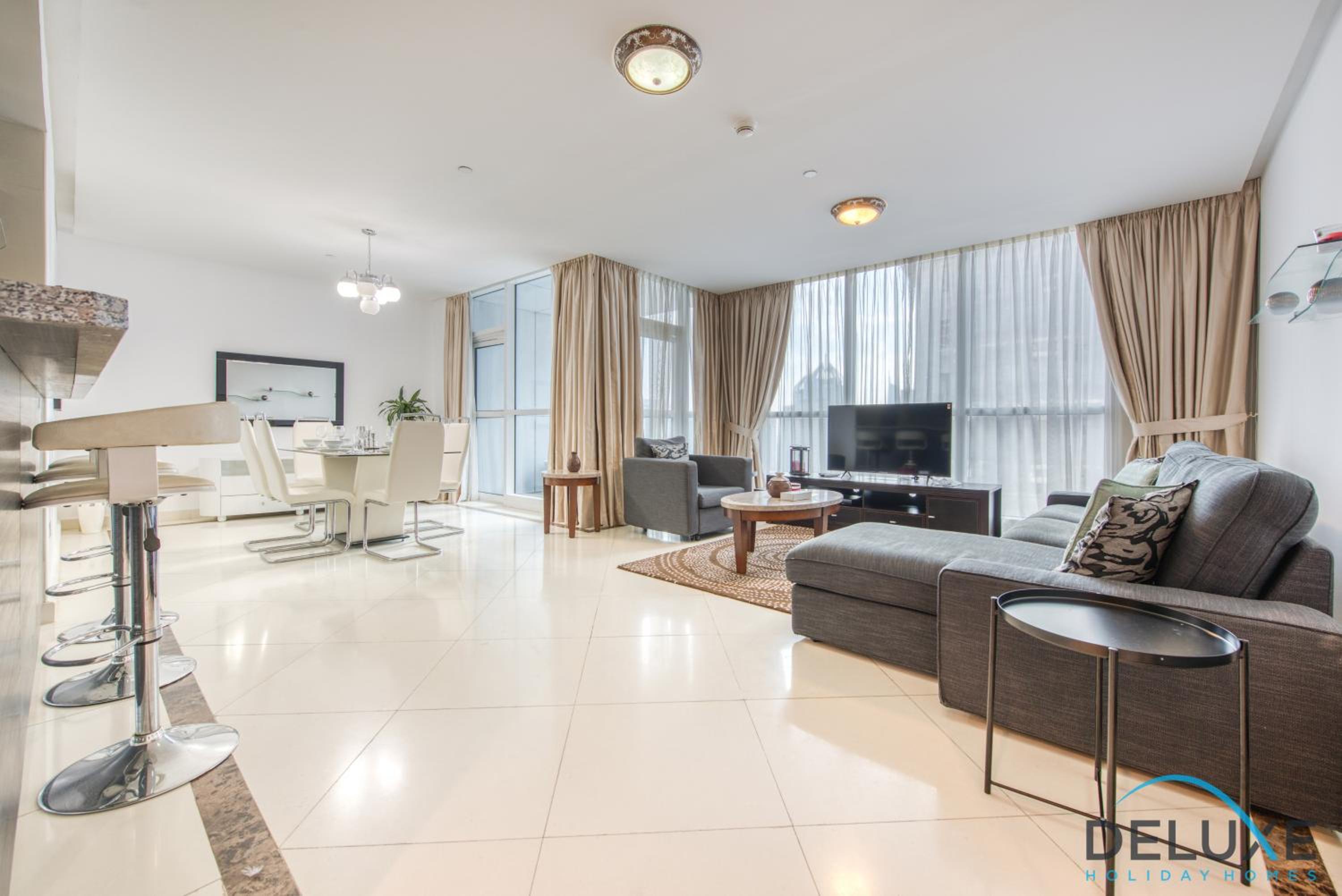 Elegant 2BR in Marina 23 at Dubai Marina by Deluxe Holiday Homes