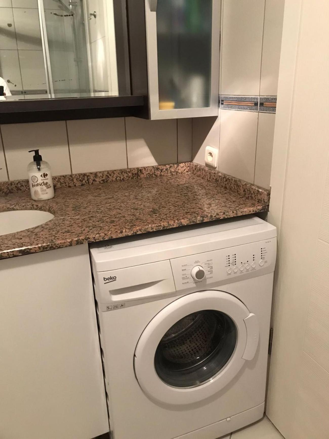 Lovely Flat near Sea with Shared Pool in Milas
