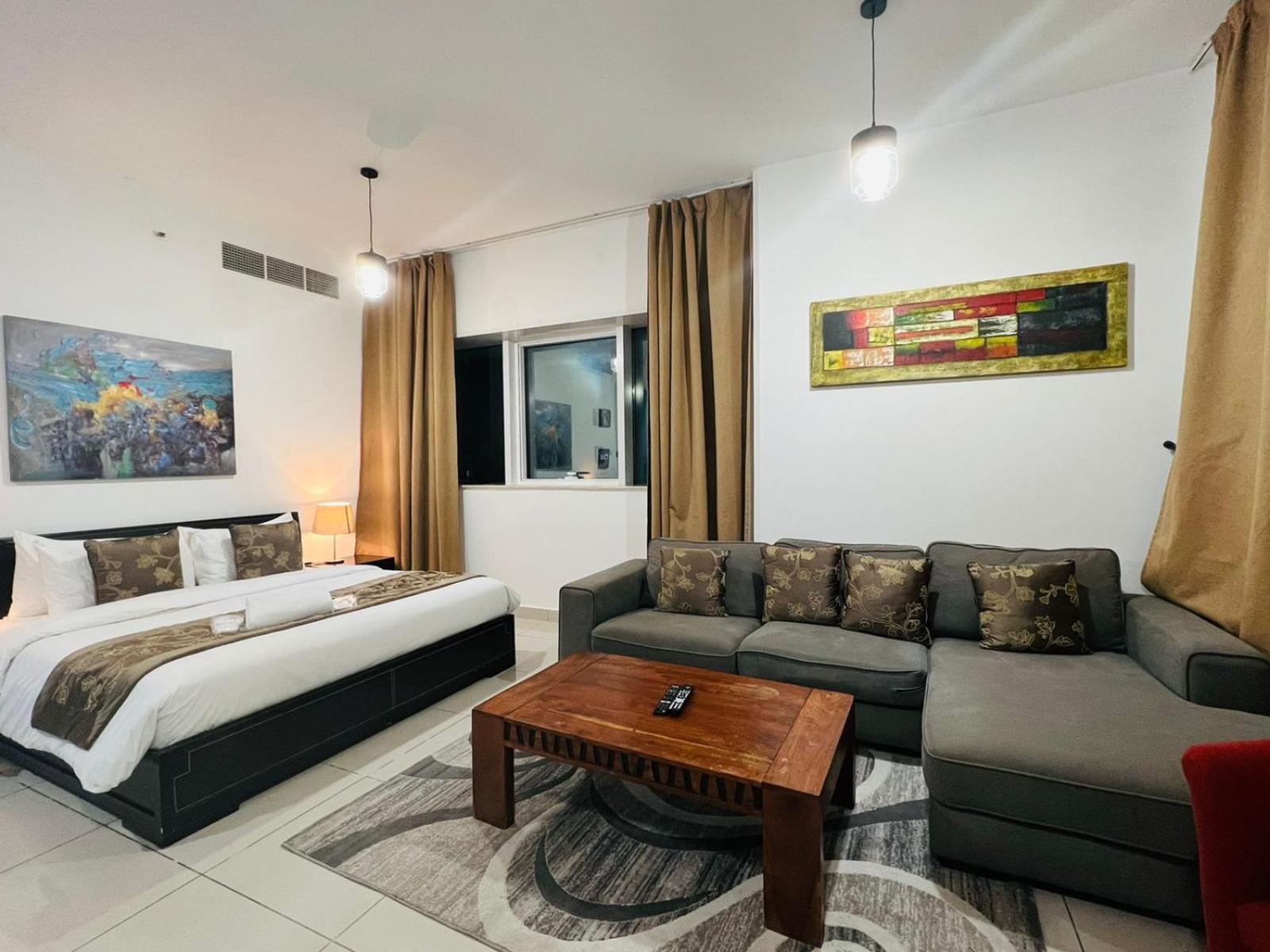 Entire private self catered sea view Apartments marina