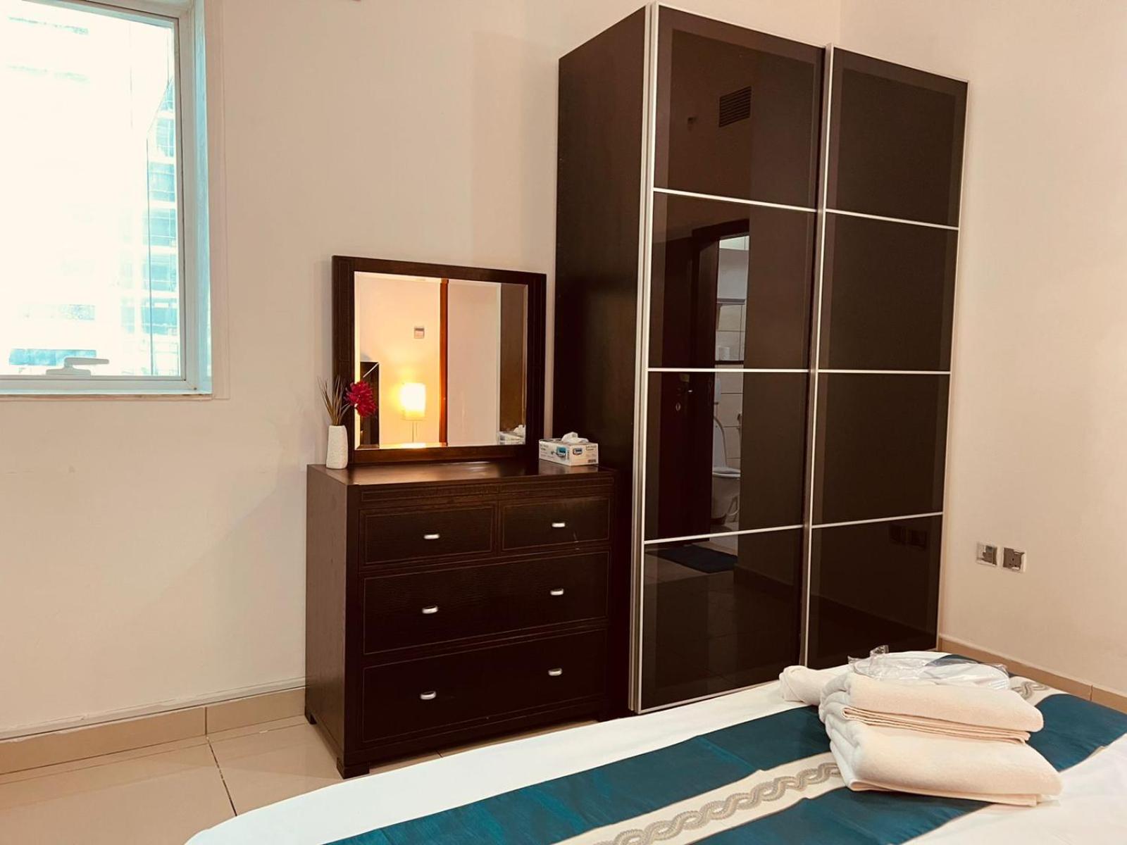 Entire private self catered sea view Apartments marina