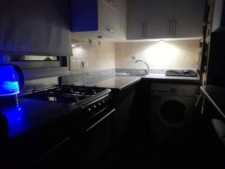 MOON - Apartment with swimming pool and BBQ terrace in CENTER CITY HRG