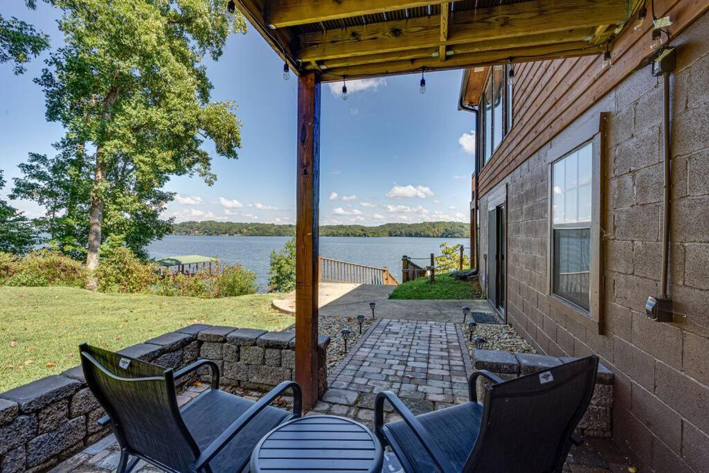 Double J's LakeHouse view 5