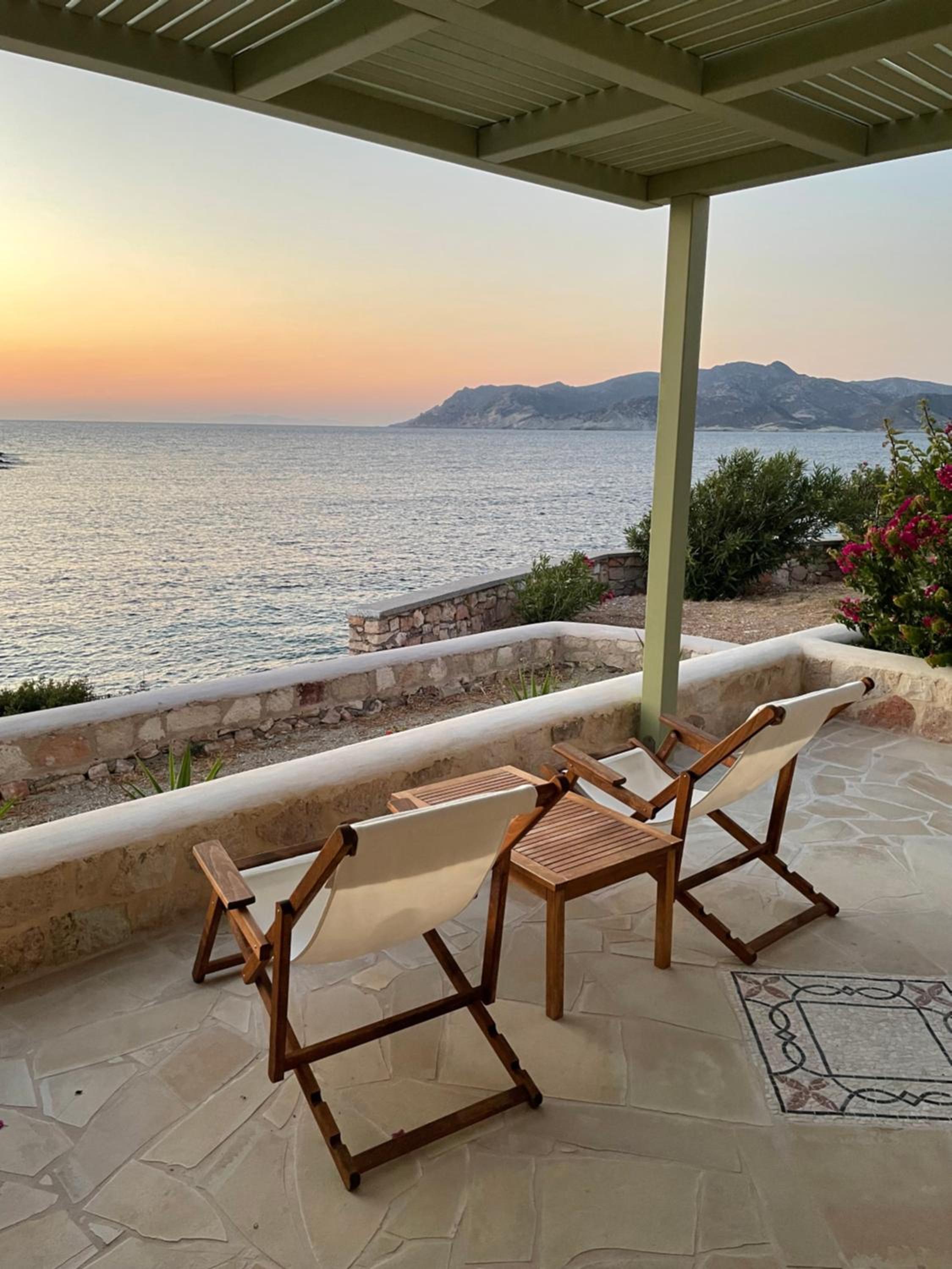 Remezzo Kimolos view 4