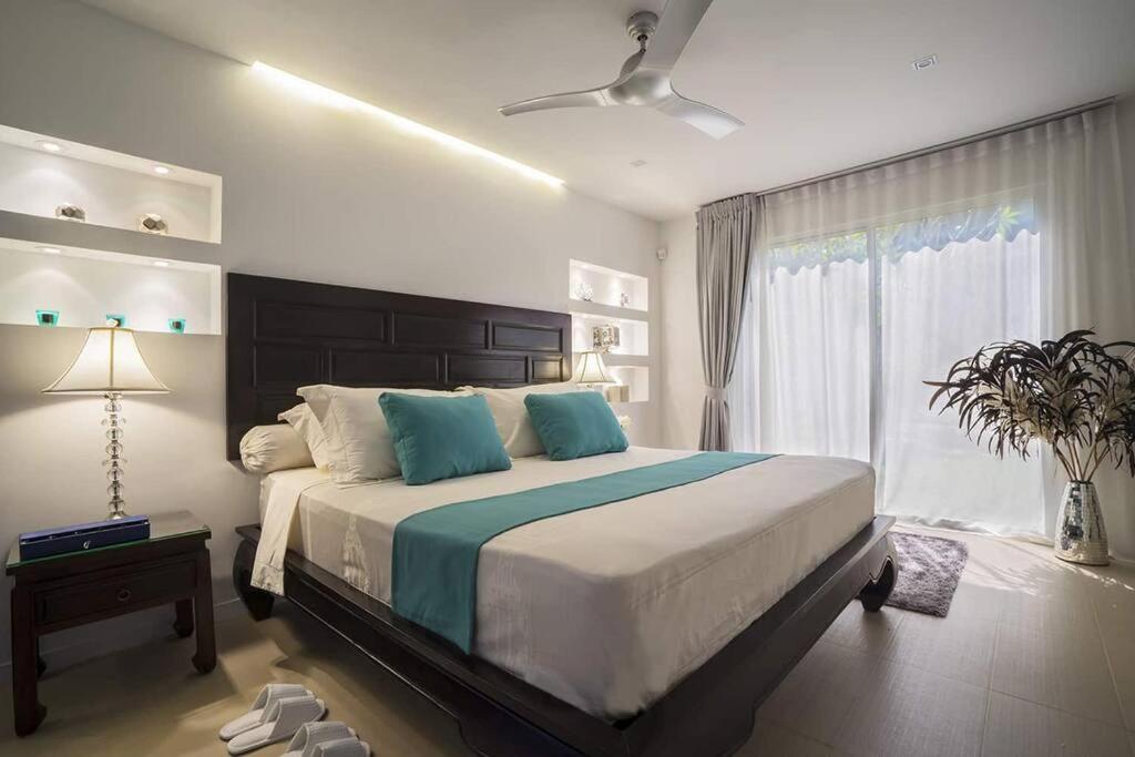 Villa Nirvana - Beachfront Tropical Chic 4BR Haven in Cape Panwa, Phuket view 3