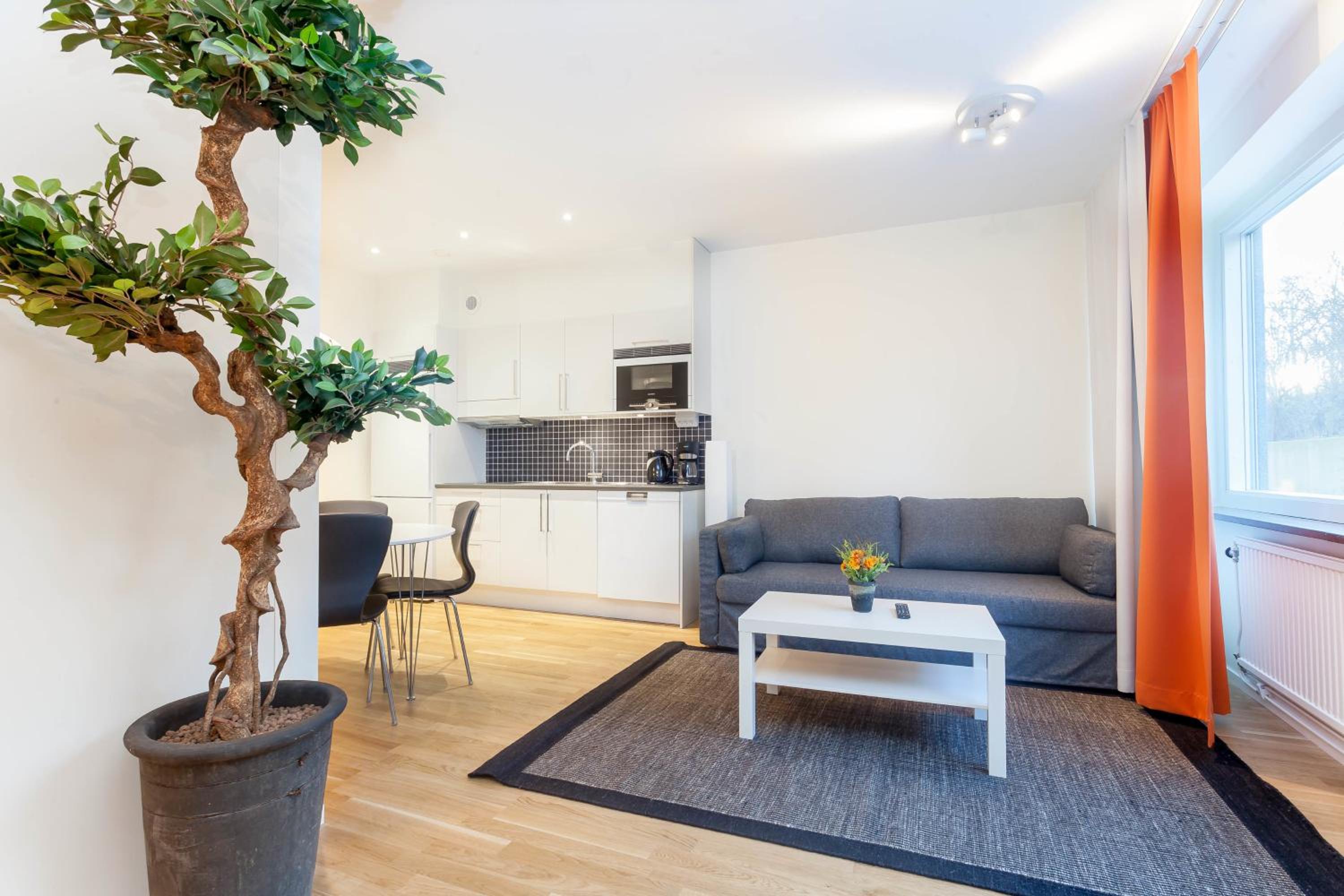 ApartDirect Solna