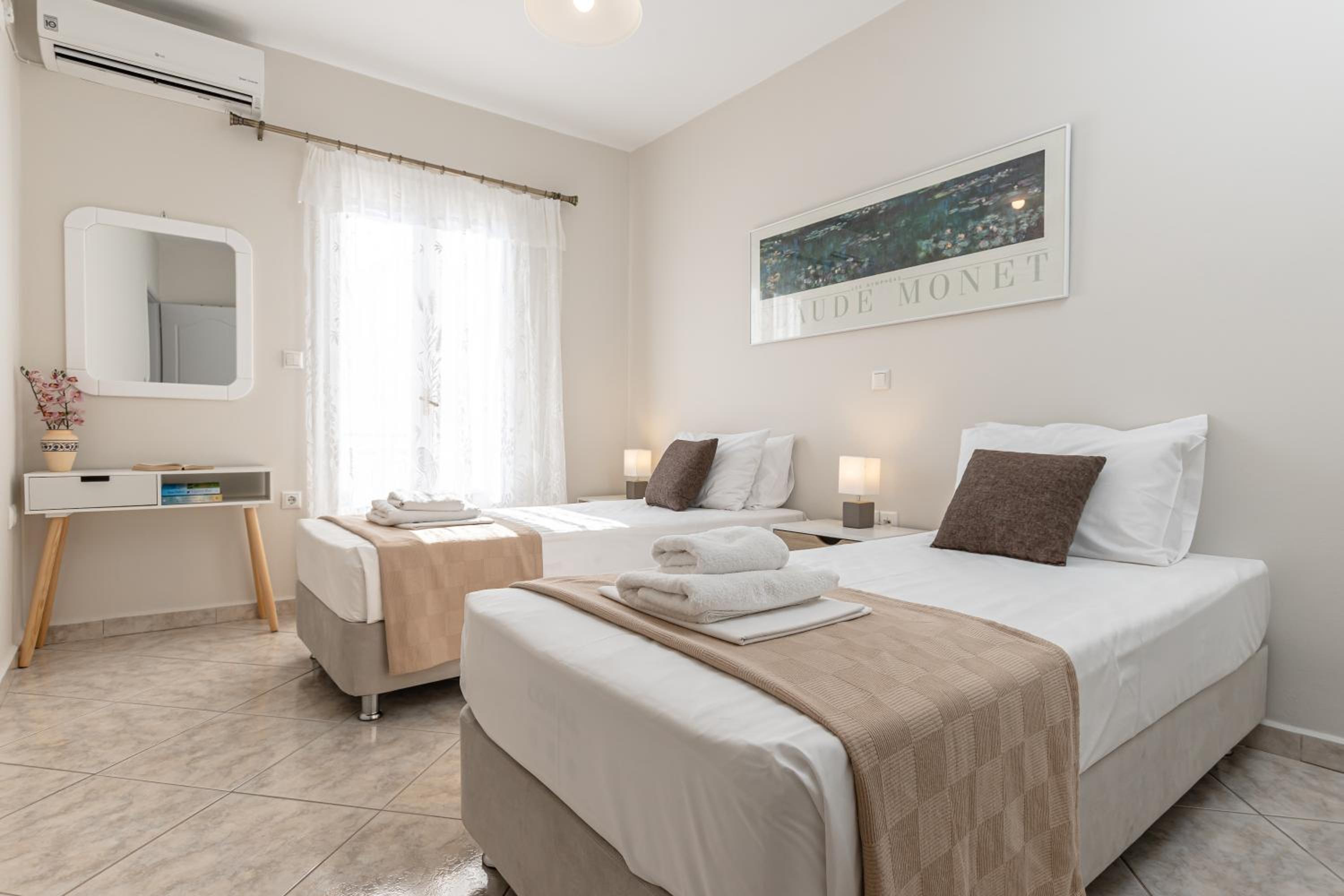 Optasia Naxos Center 2 Bedroom New Apartment photo 5