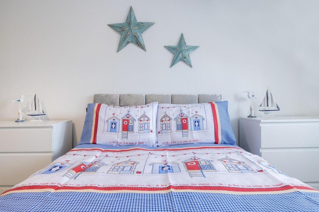 Cleethorpes Holiday Home SLEEPS 6 view 5