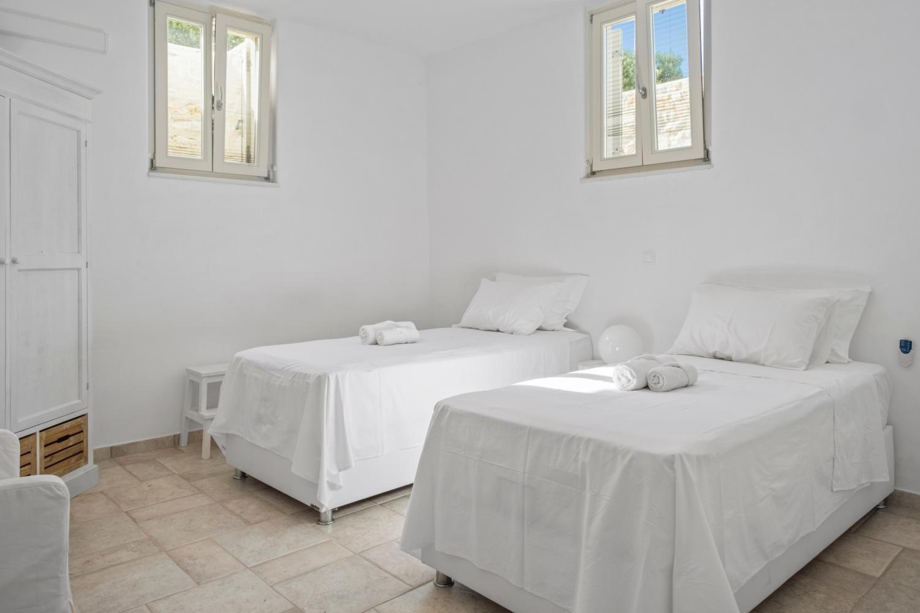 Scenic Seaview villa Iris at Faragas photo 5