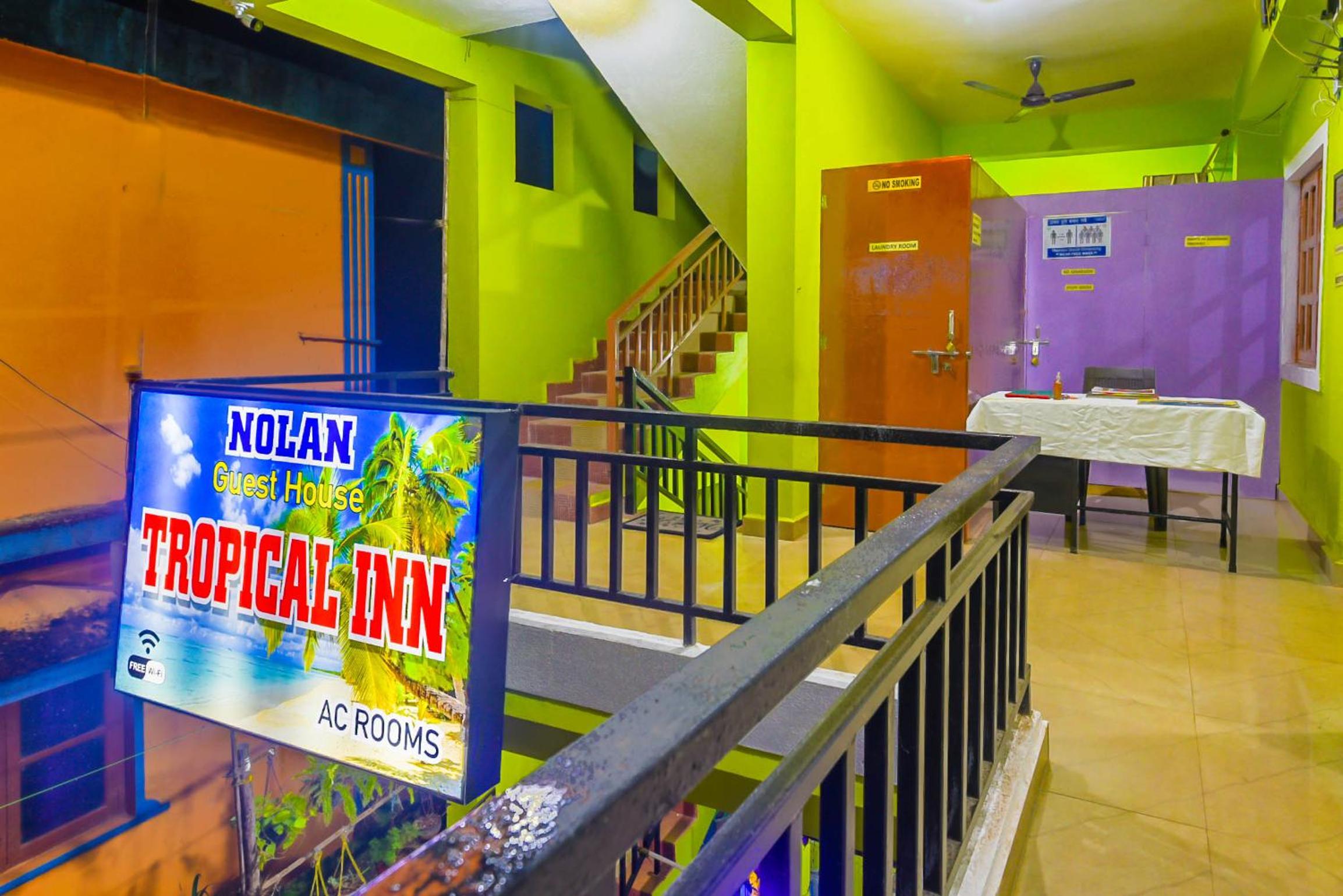 Tropical Inn