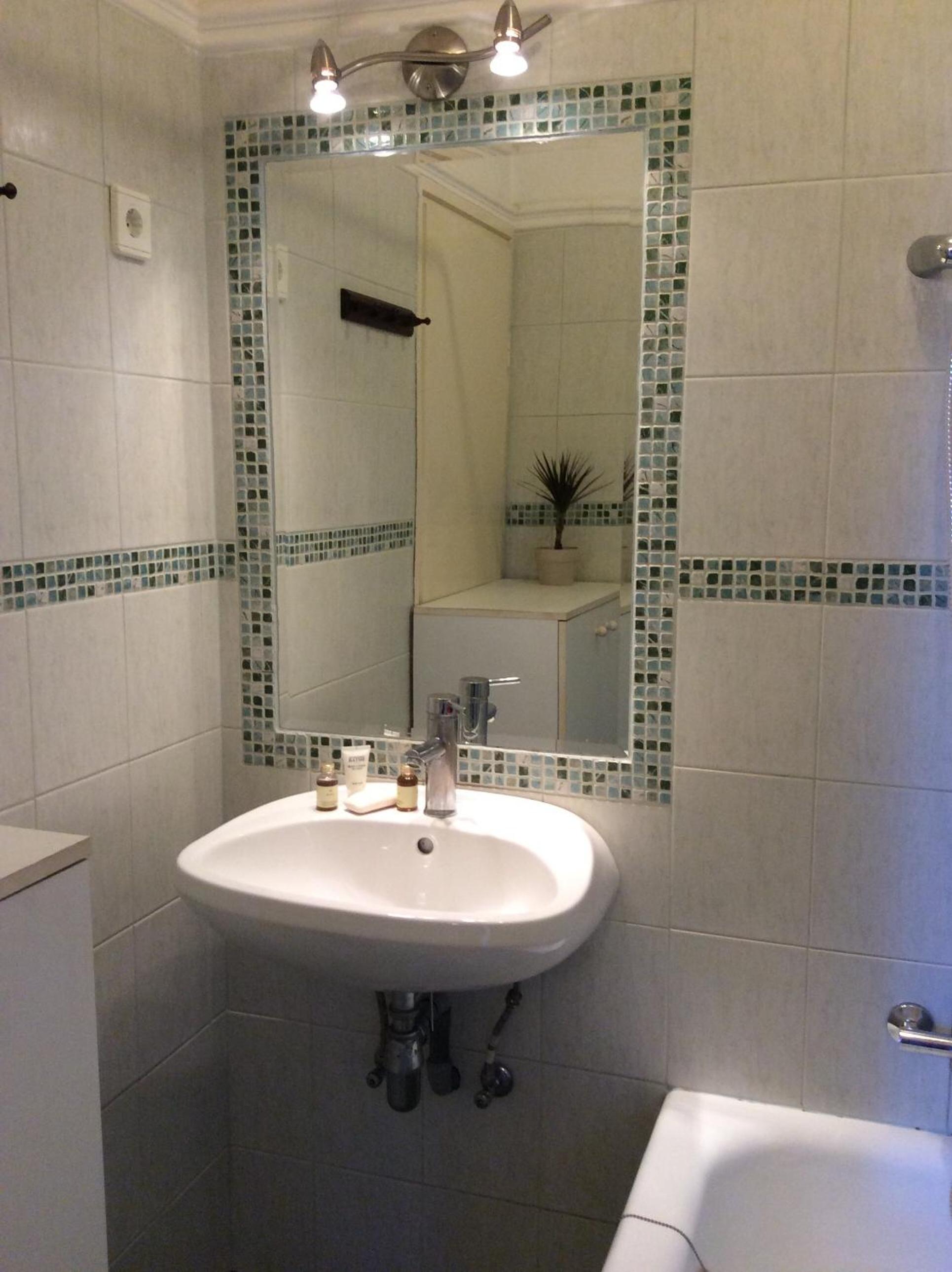Comedy Apartment