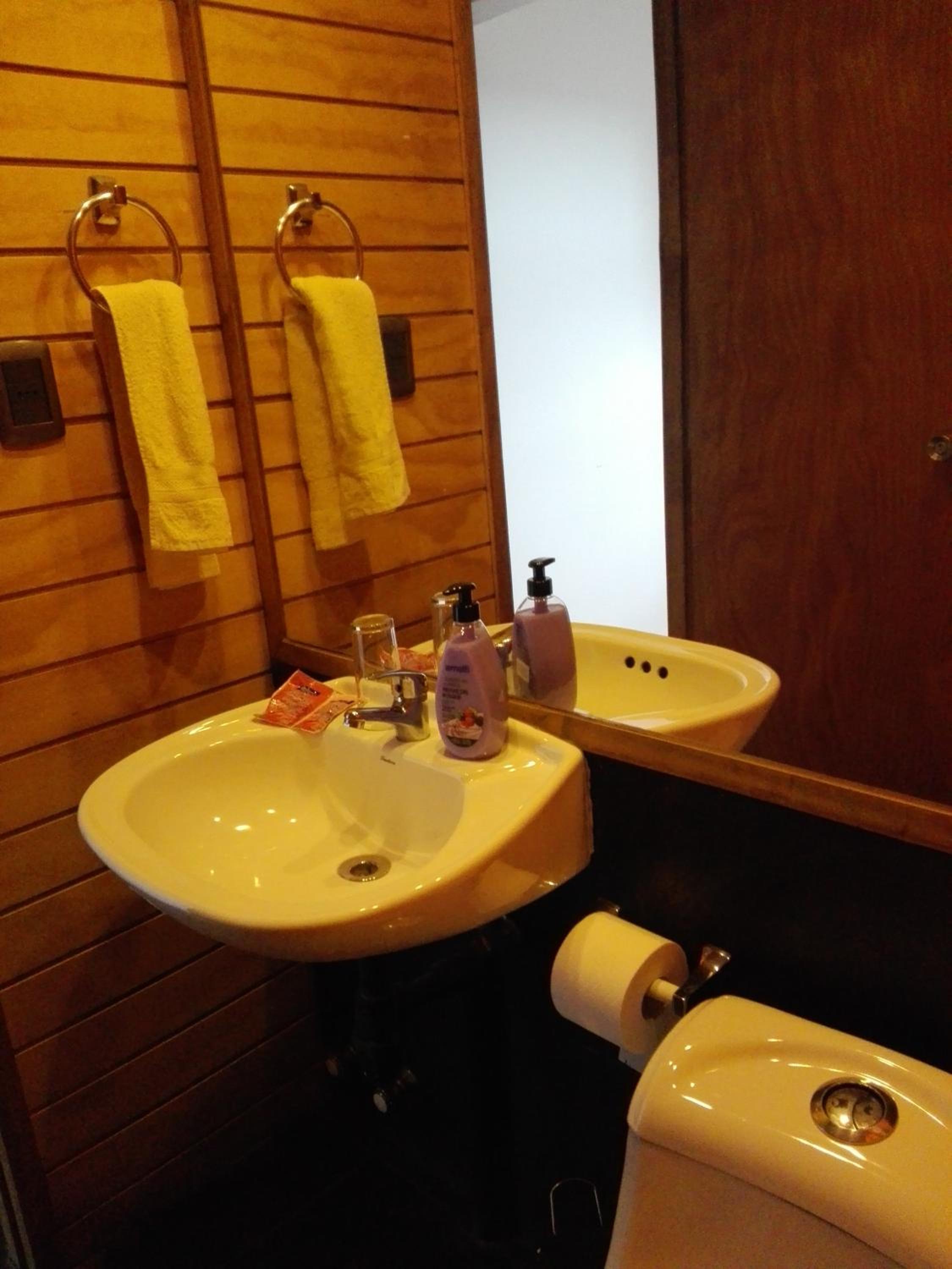 ALMER HOSTAL
